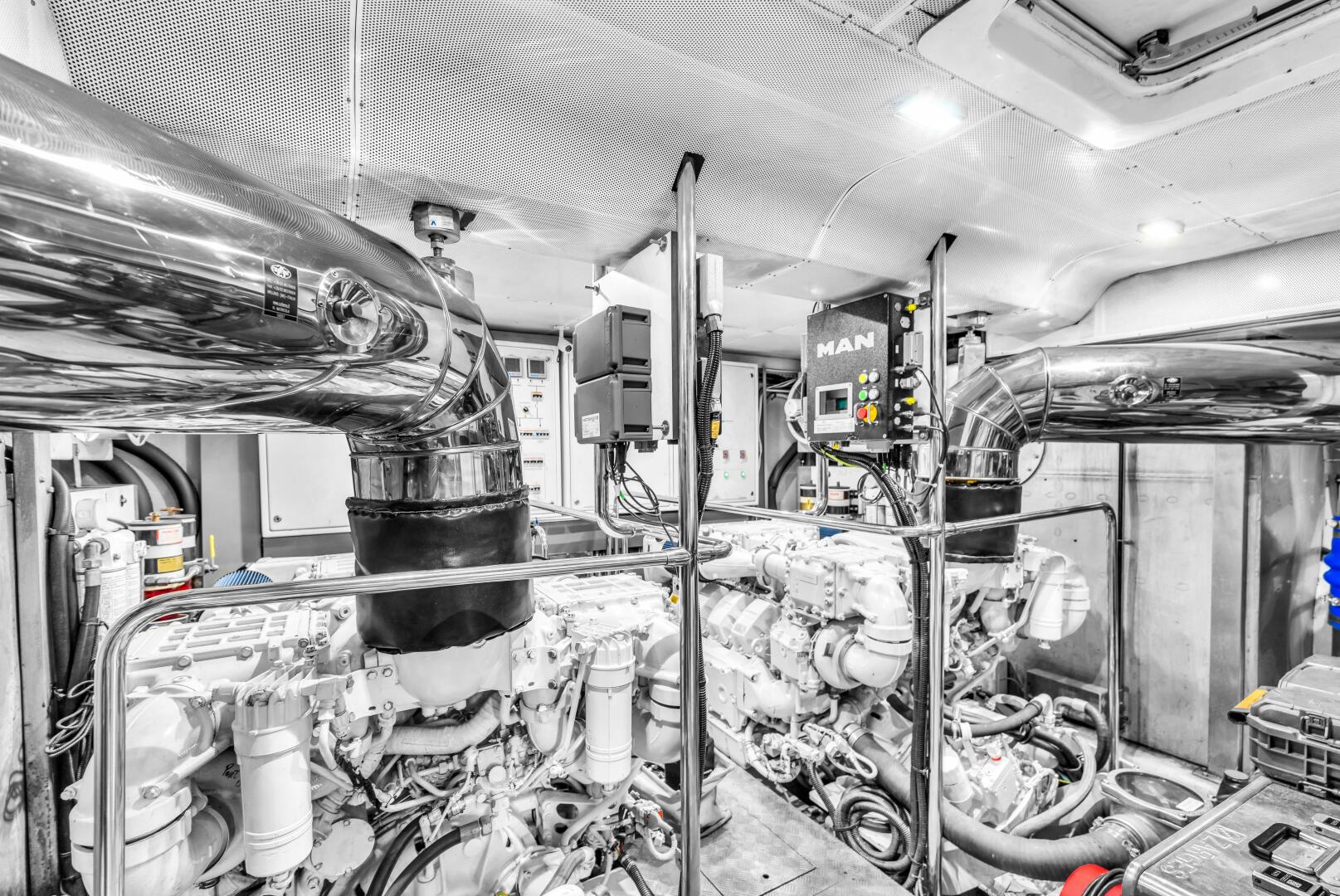 Slide: The Image of Prestige 750 2015 - 5002984