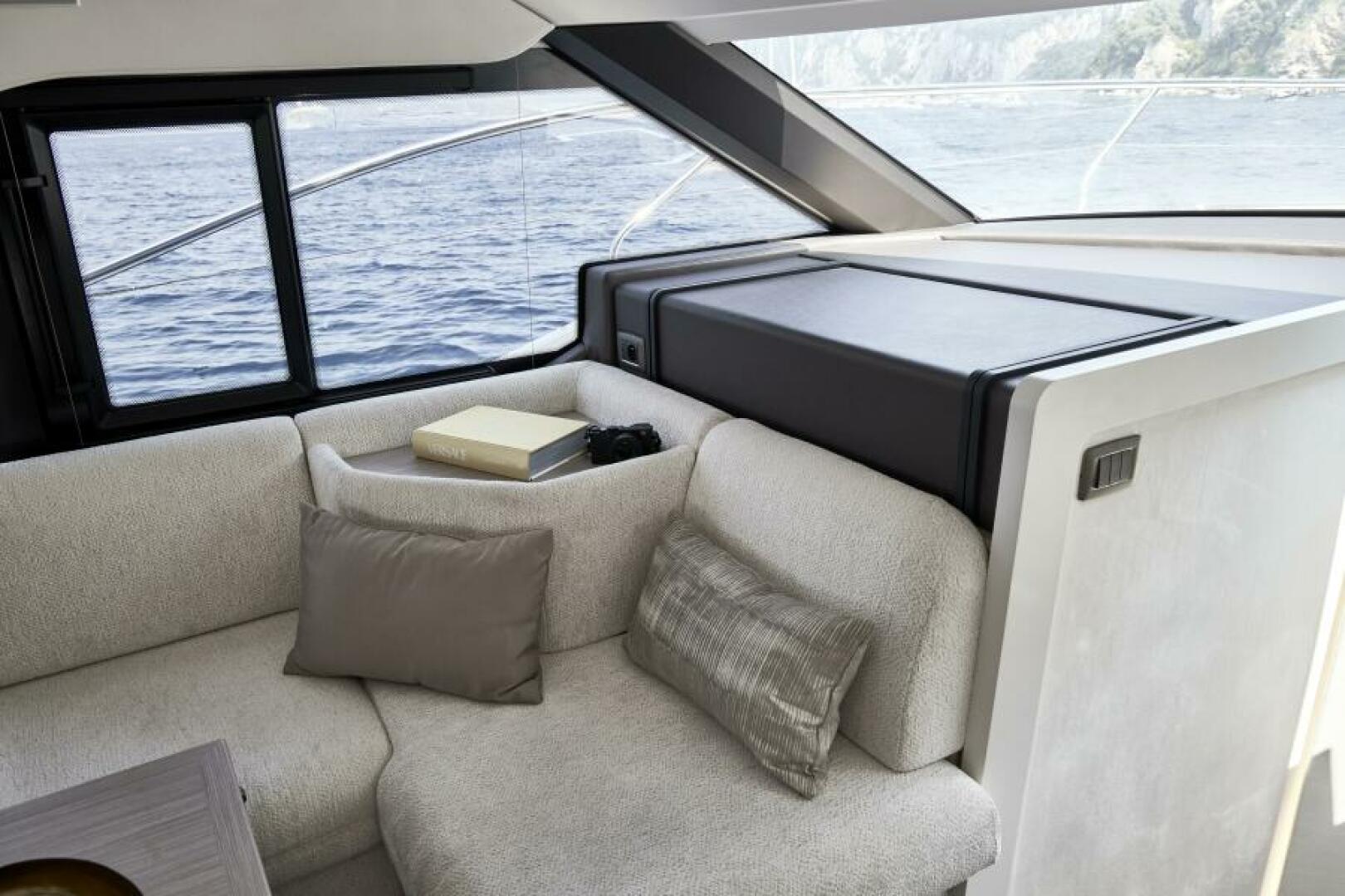 Slide: The Image of 2025 49 Prestige F4 Flybridge - Salon/Dinette Sistership - 4070788
