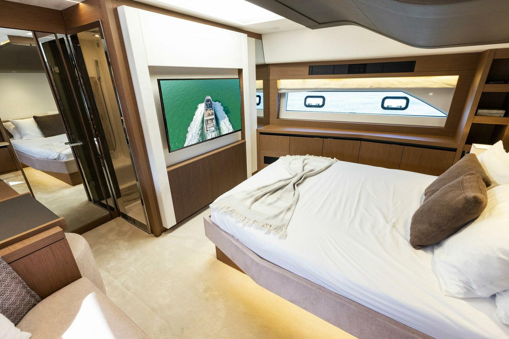 Slide: The Image of 2021 X70 Prestige - Infinity - Master Stateroom - 4094703