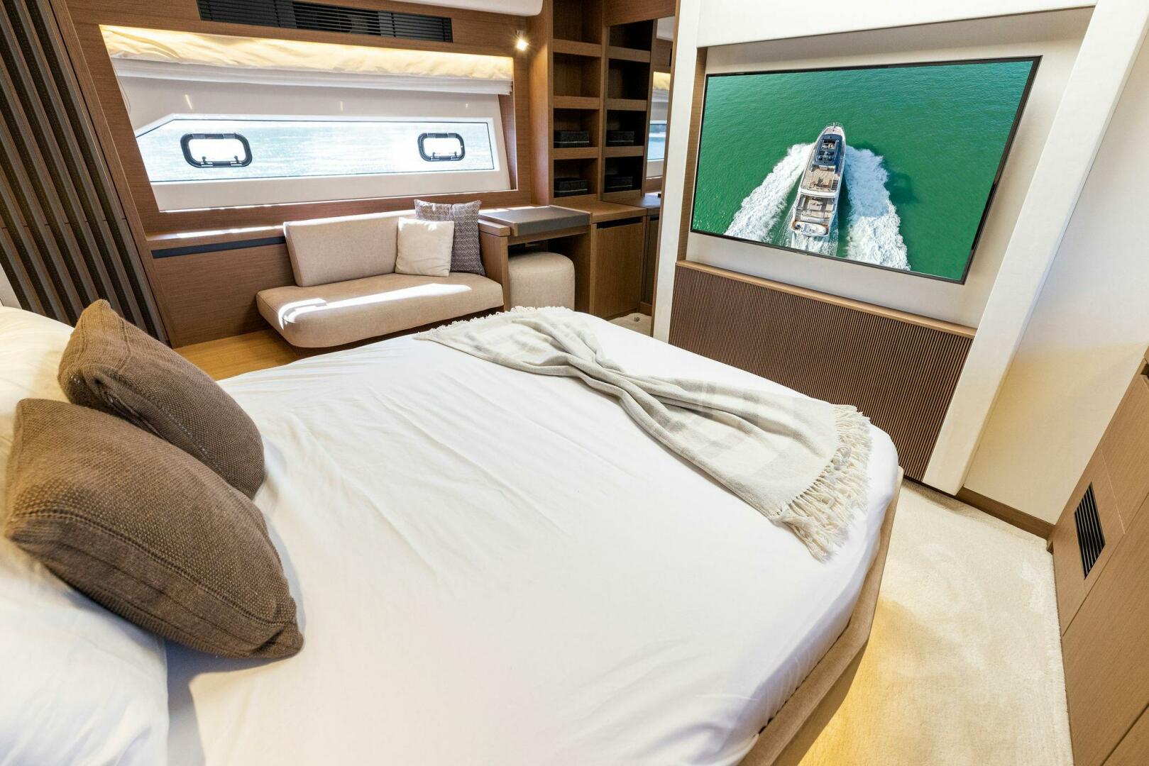 Slide: The Image of 2021 X70 Prestige - Infinity - Master Stateroom - 4094705