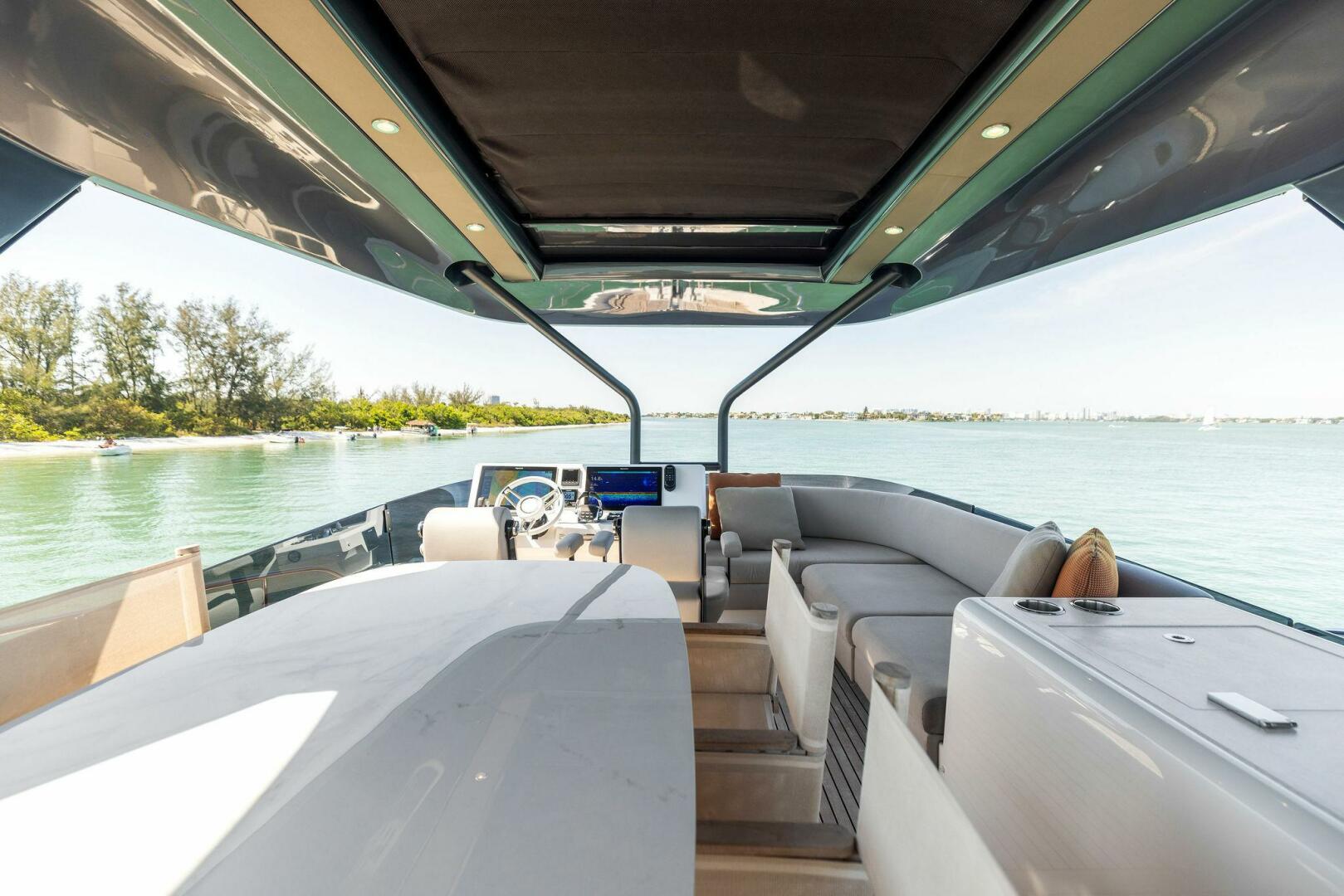Slide: The Image of 2021 X70 Prestige - Infinity - Flybridge - 4094732