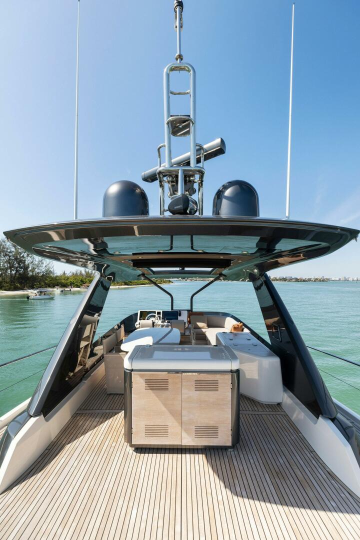 Slide: The Image of 2021 X70 Prestige - Infinity - Flybridge - 4094745