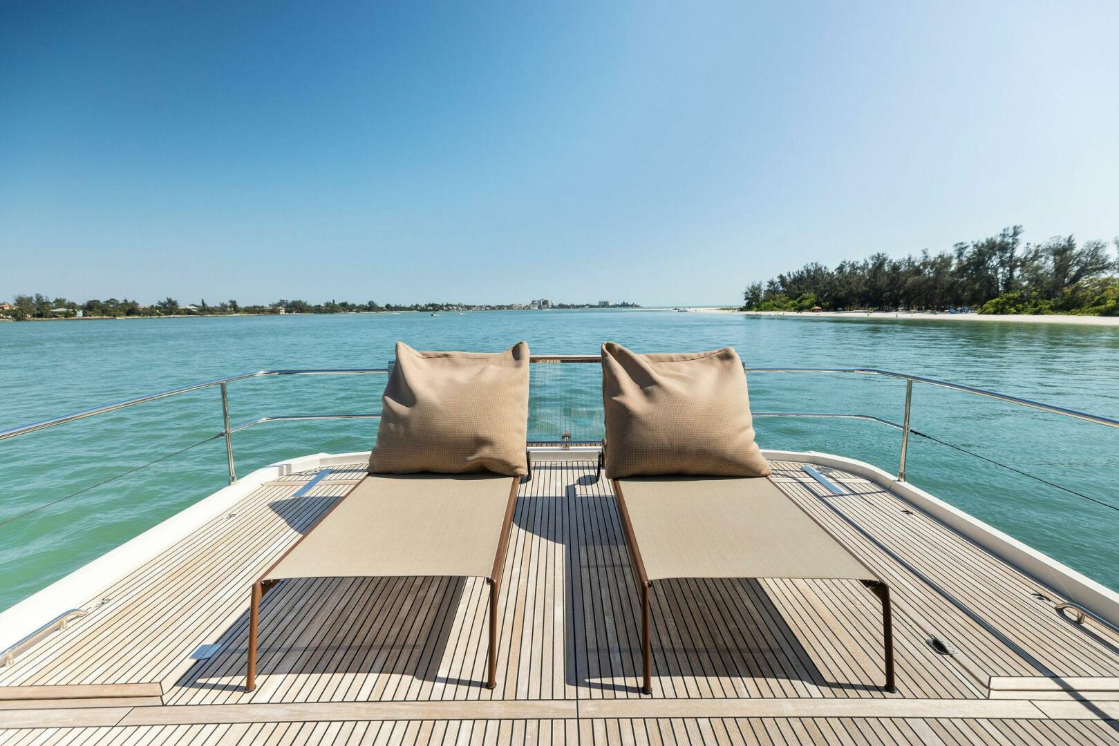 Slide: The Image of 2021 X70 Prestige - Infinity - Flybridge - 4094761