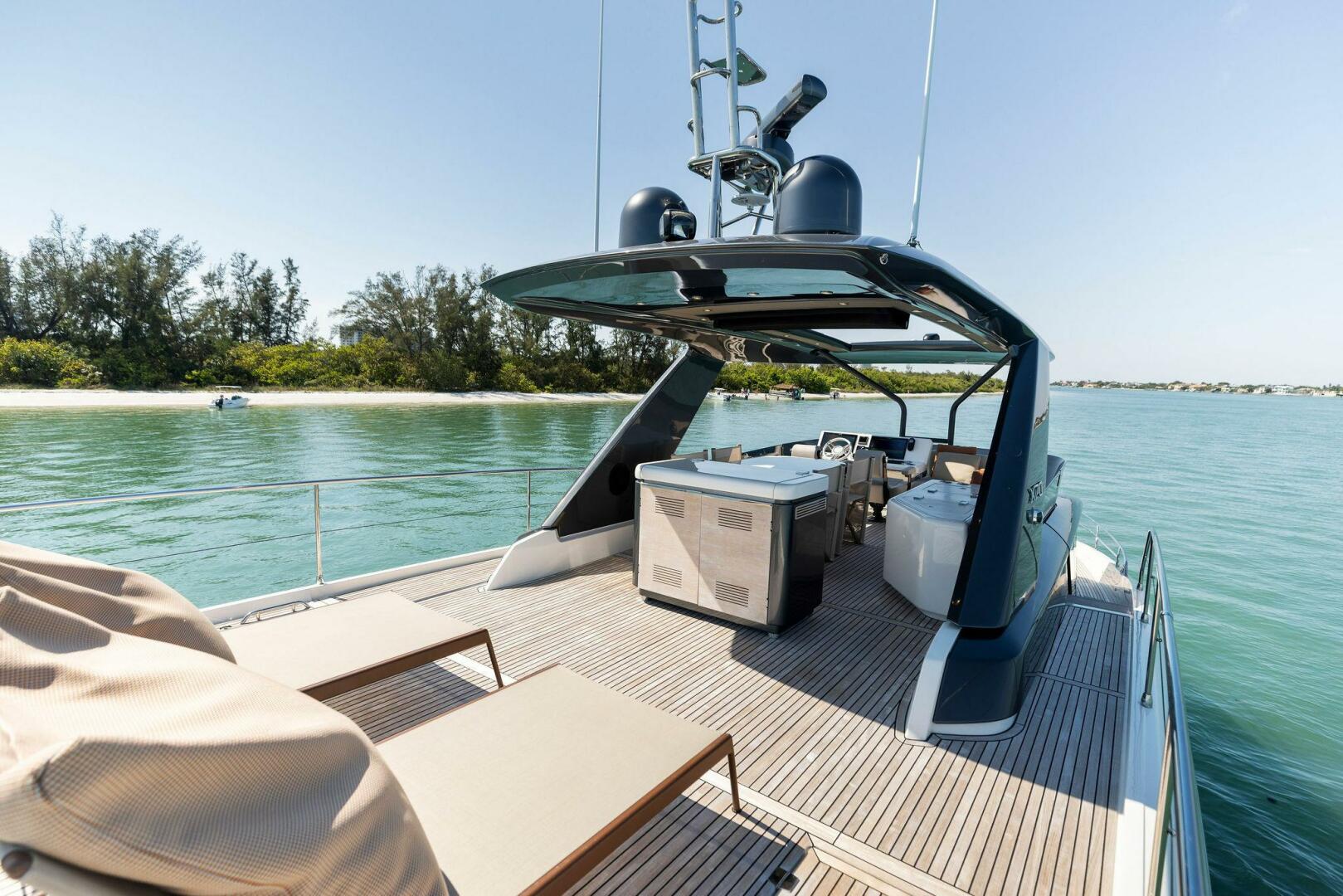 Slide: The Image of 2021 X70 Prestige - Infinity - Flybridge - 4094764