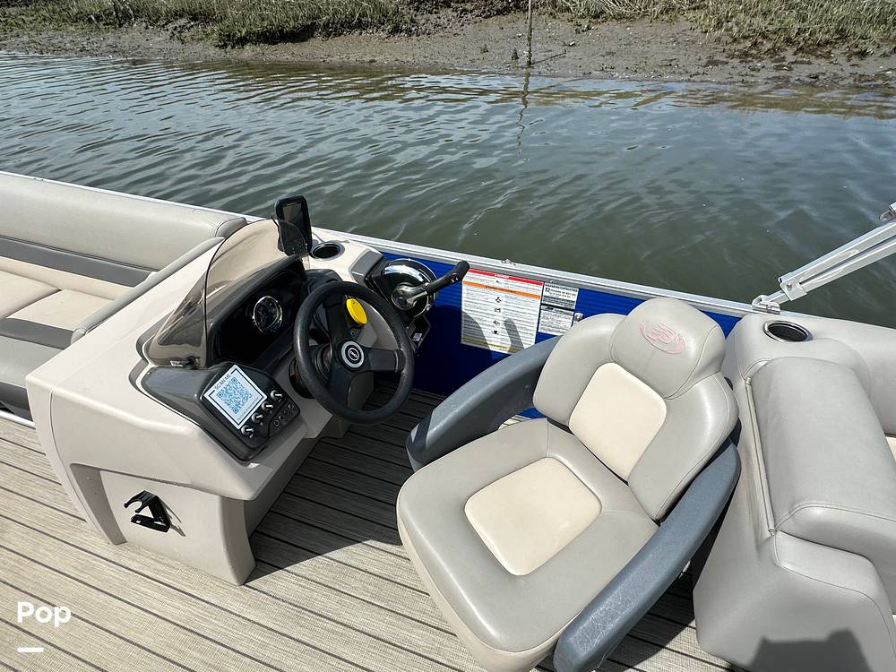 Slide: The Image of Princecraft 23XT Pontoon 2022 - 15393133