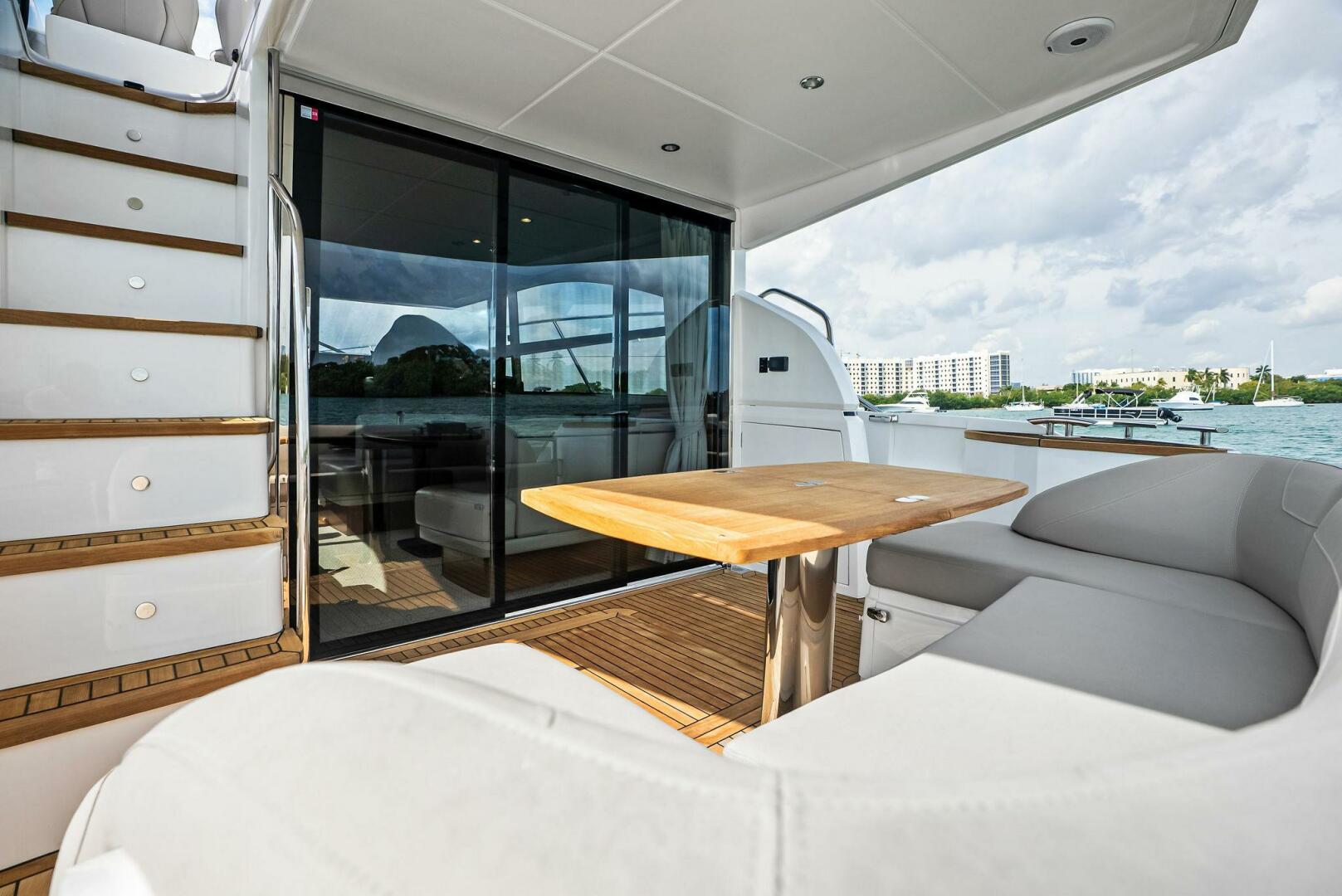 Slide: The Image of 2019 Princess 43 Flybridge ZEFA  - 5119459