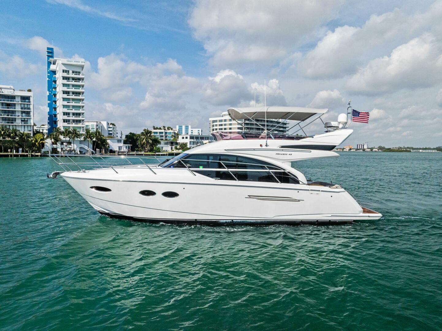Slide: The Image of 2019 Princess 43 Flybridge ZEFA  - 5119475