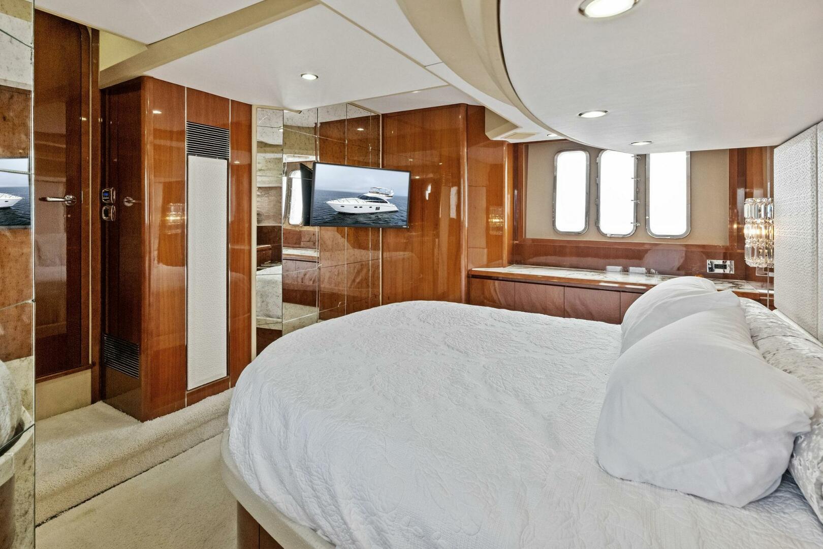 Slide: The Image of 2009 Princess 54 Flybridge- ADIOS IV- Master Suite - 5036617