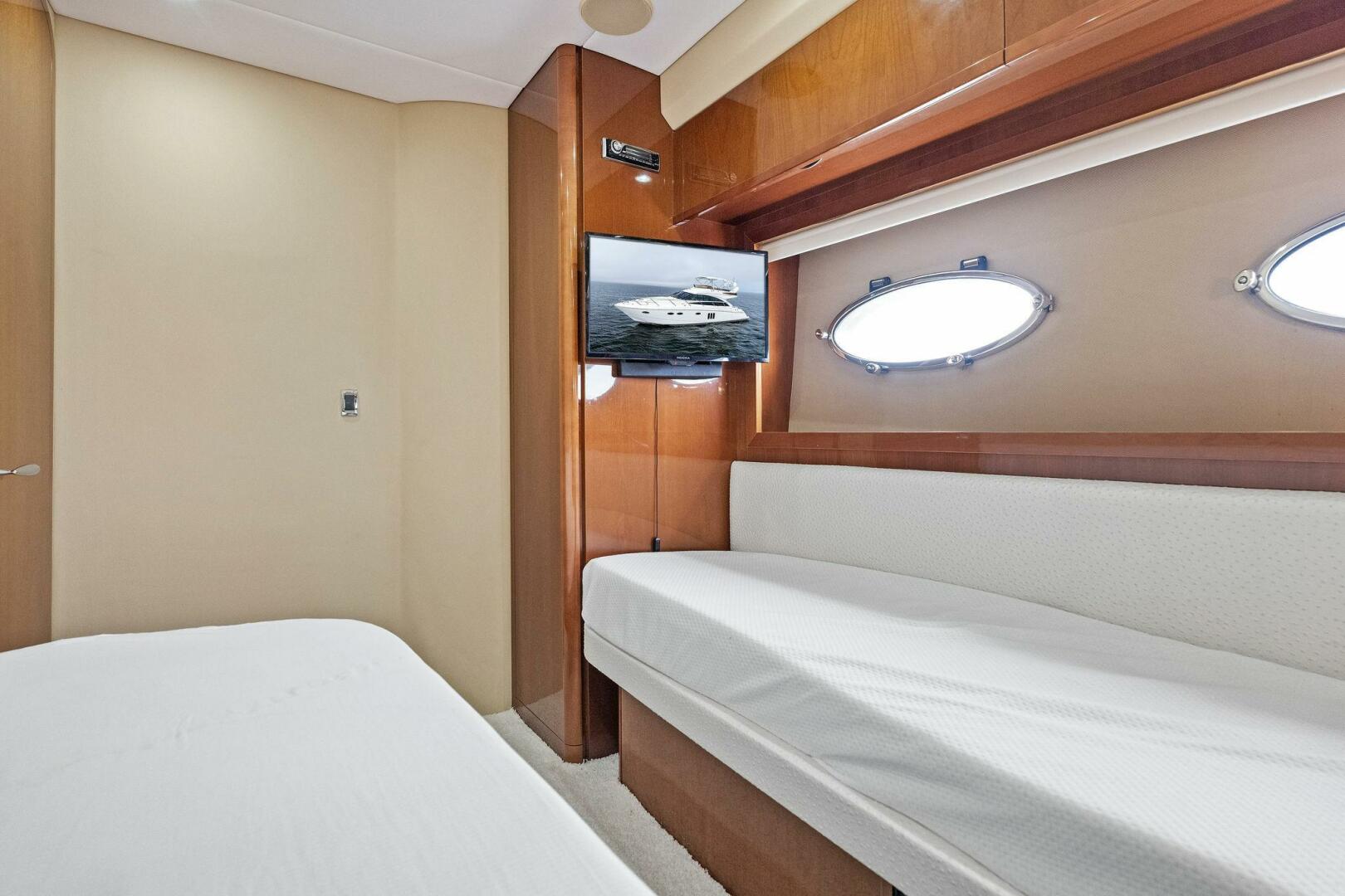 Slide: The Image of 2009 Princess 54 Flybridge- ADIOS IV- Guest Stateroom - 5036596