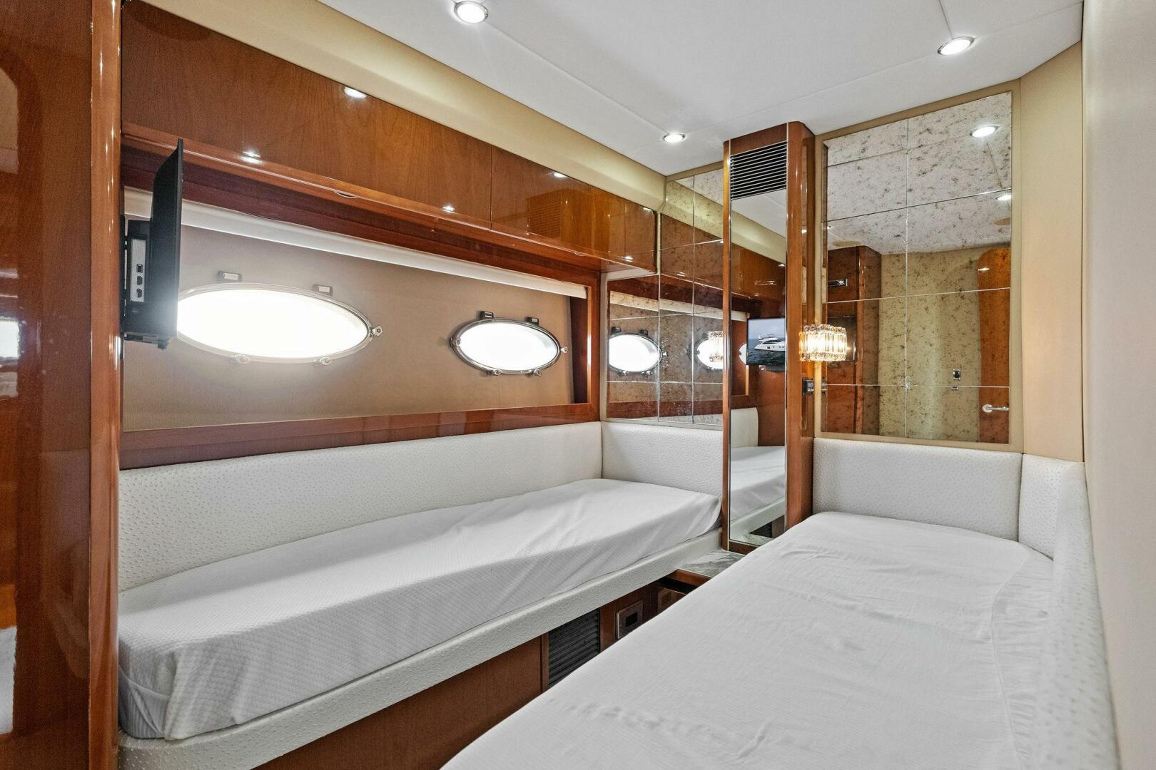 Slide: The Image of 2009 Princess 54 Flybridge- ADIOS IV- Guest Stateroom - 5036595