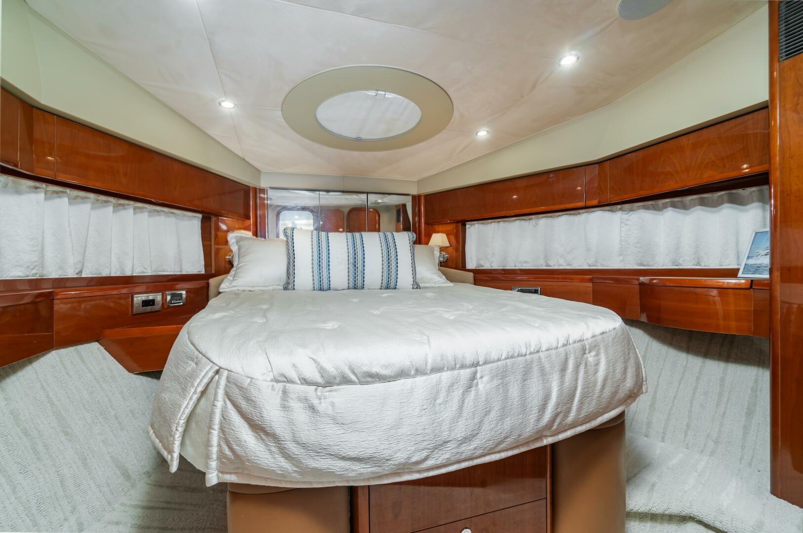 Slide: The Image of 2008 Princess 58 Motoryacht SEABREEZE - 4770460