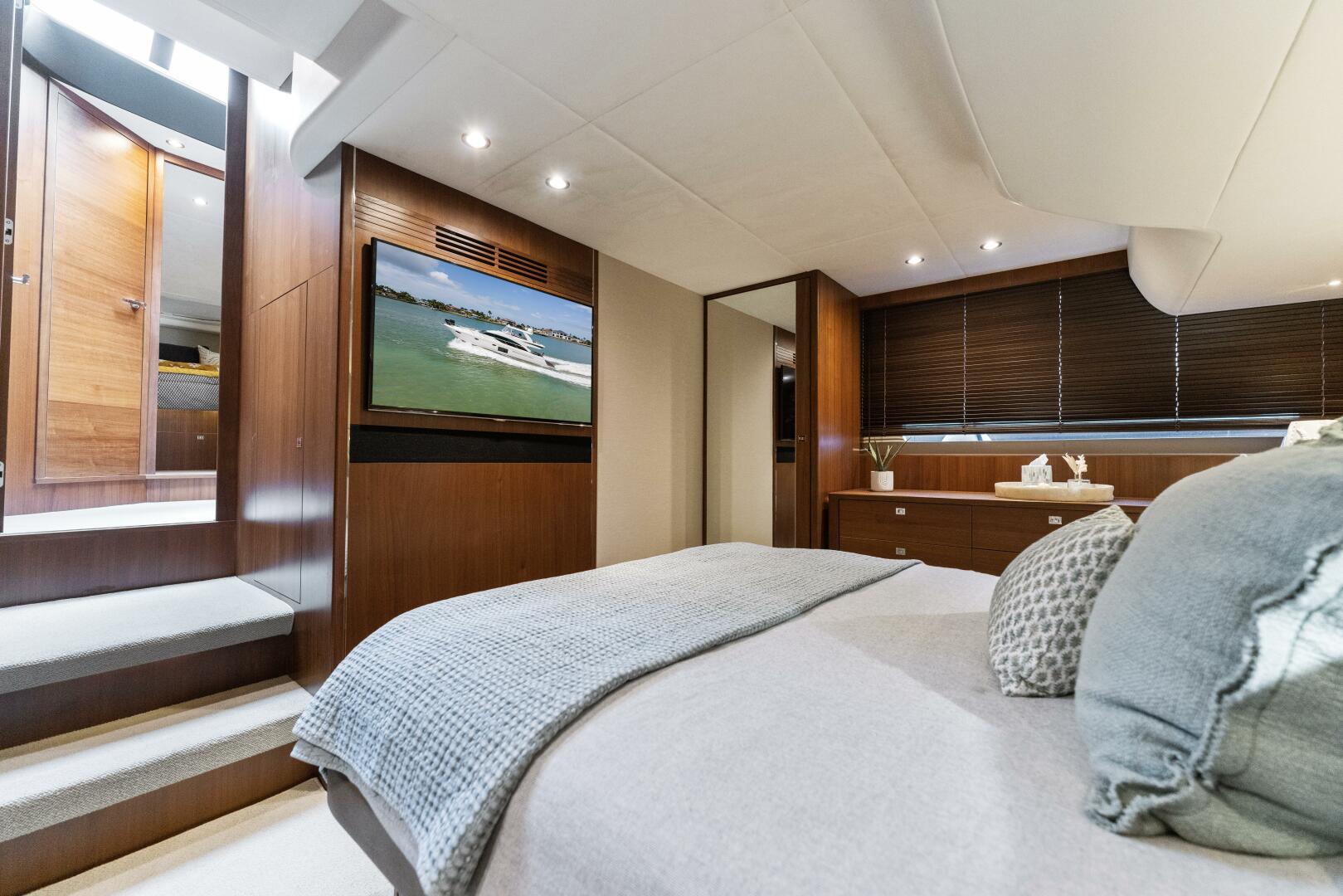 Slide: The Image of 2015 60 Princess Flybridge Plane 2 Sea Master Stateroom (3) - 3815149
