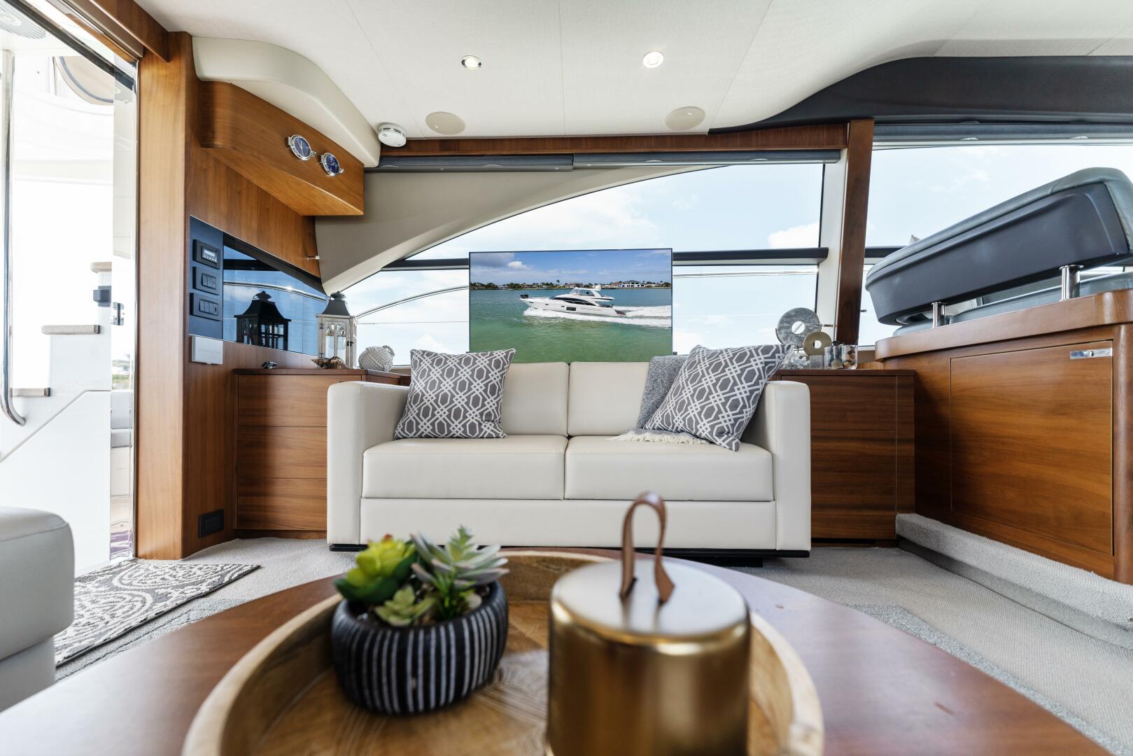 Slide: The Image of 2015 60 Princess Flybridge Plane 2 Sea Salon (6) - 3839786