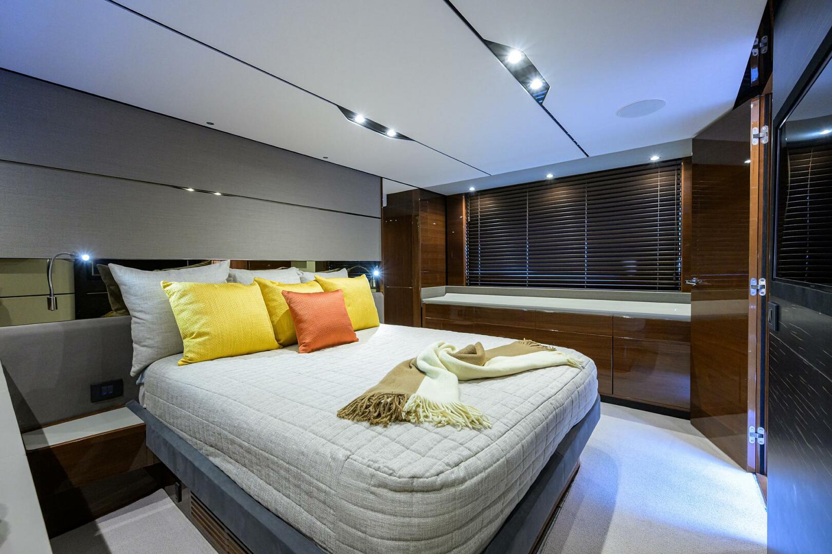 Slide: The Image of Princess 65 Gallant Lady - Master 2018 Princess 65 Gallant Lady - 4874964