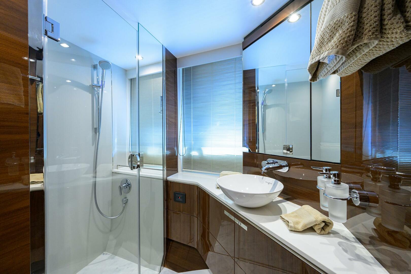 Slide: The Image of Princess 65 Gallant Lady - Forward Head 2018 Princess 65 Gallant Lady - 4874966