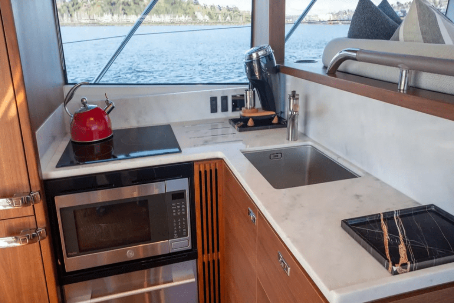 Slide: The Image of Princess F50 2022 - 17