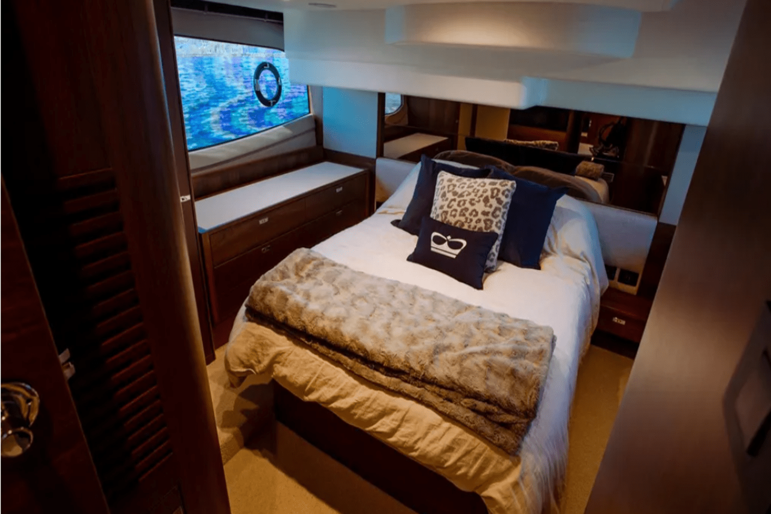 Slide: The Image of Princess F50 2022 - 28