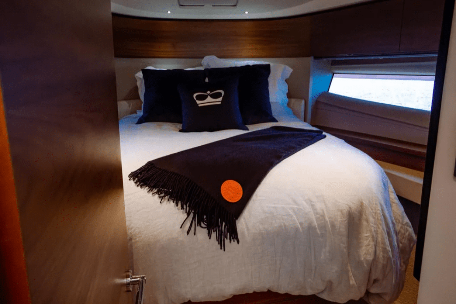 Slide: The Image of Princess F50 2022 - 32