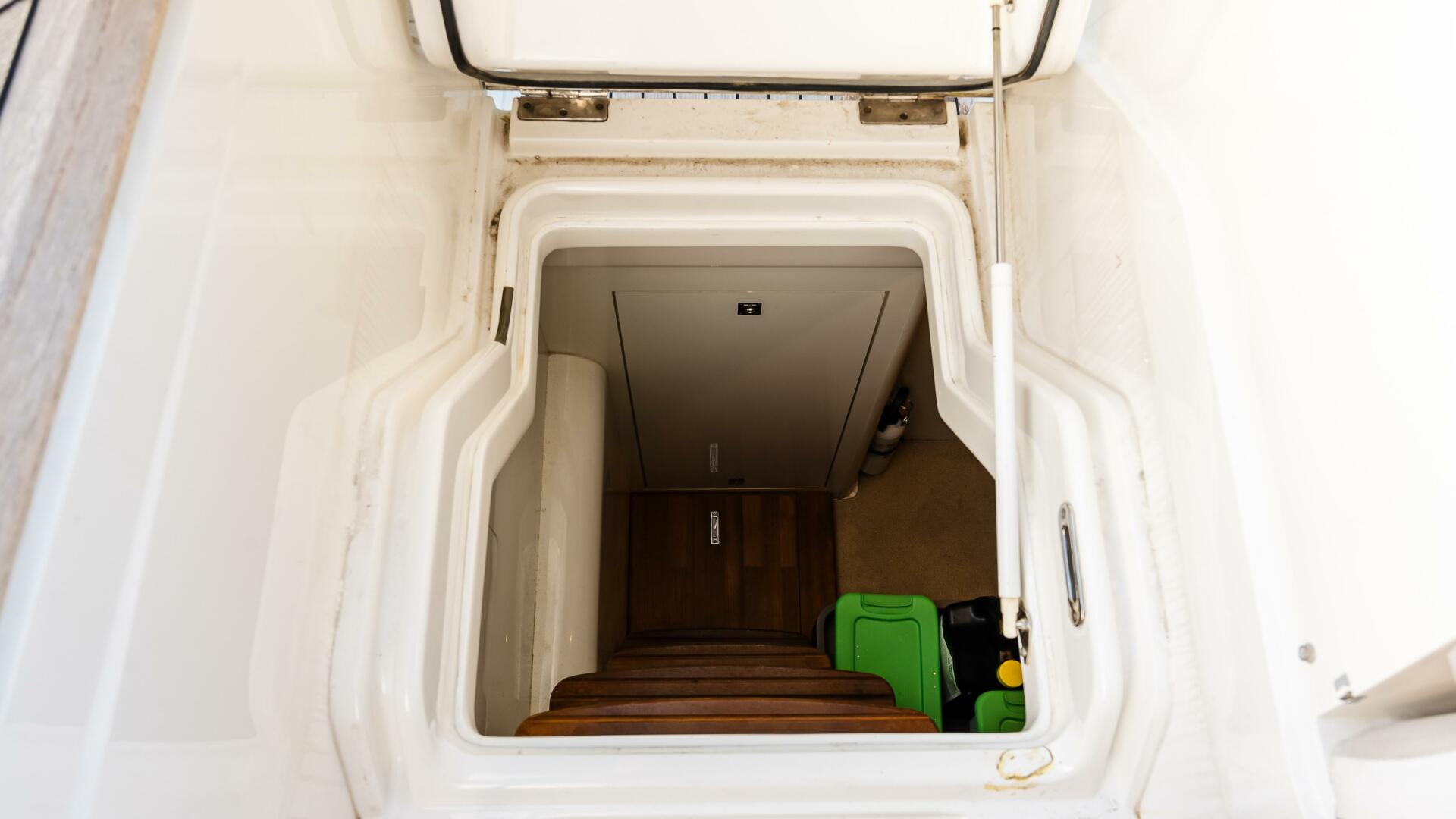 Slide: The Image of Princess F55 2019 - 4732039