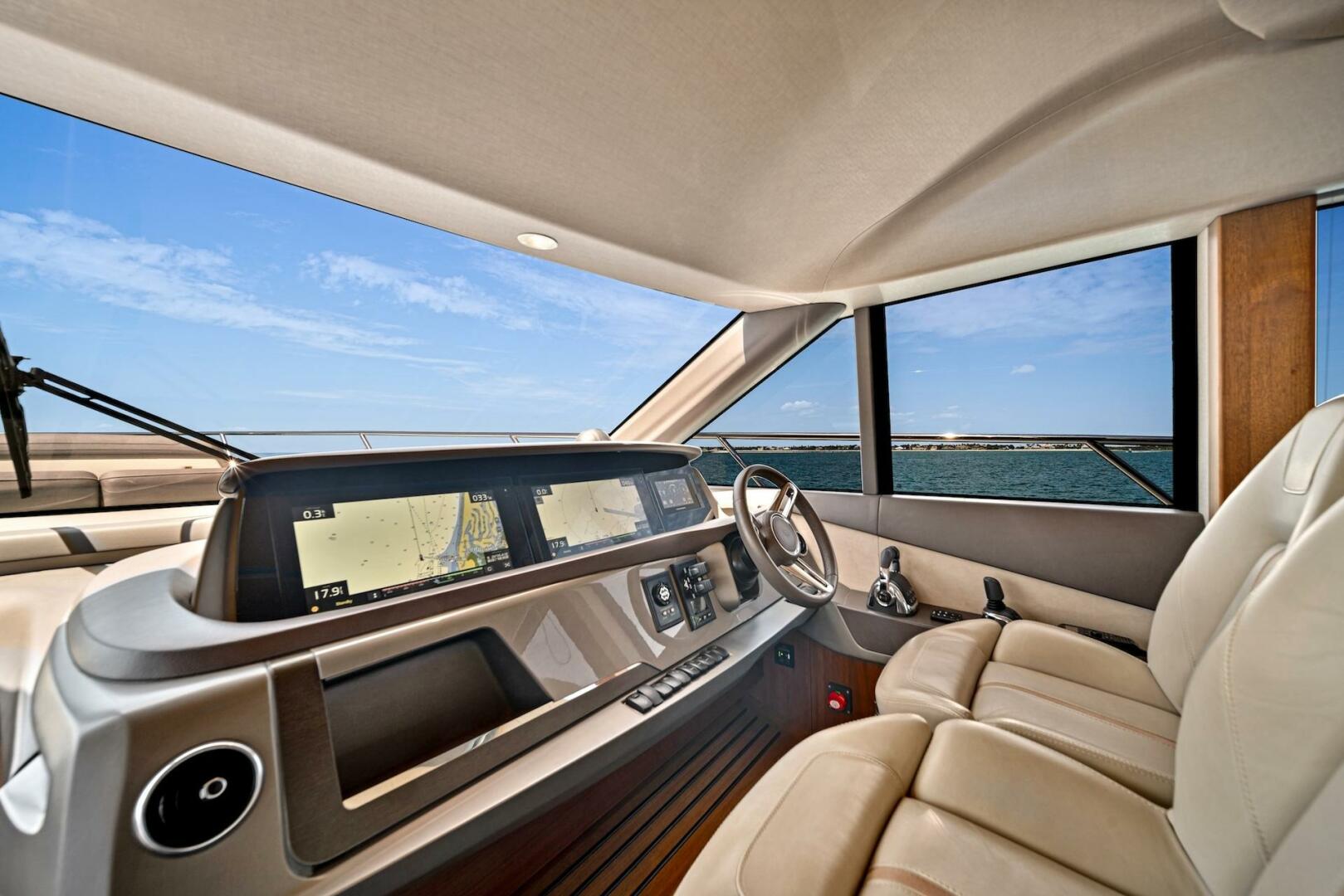 Slide: The Image of 55' Princess 2020 F55 'Mine Escape' - 4419297