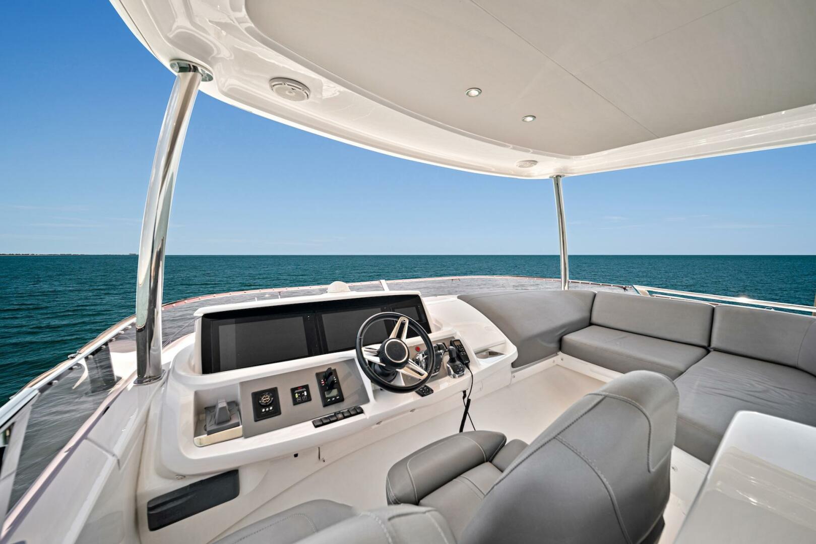 Slide: The Image of 55' Princess 2020 F55 'Mine Escape' - 4419324