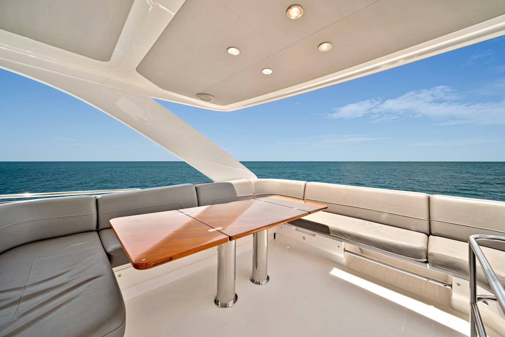 Slide: The Image of 55' Princess 2020 F55 'Mine Escape' - 4419331