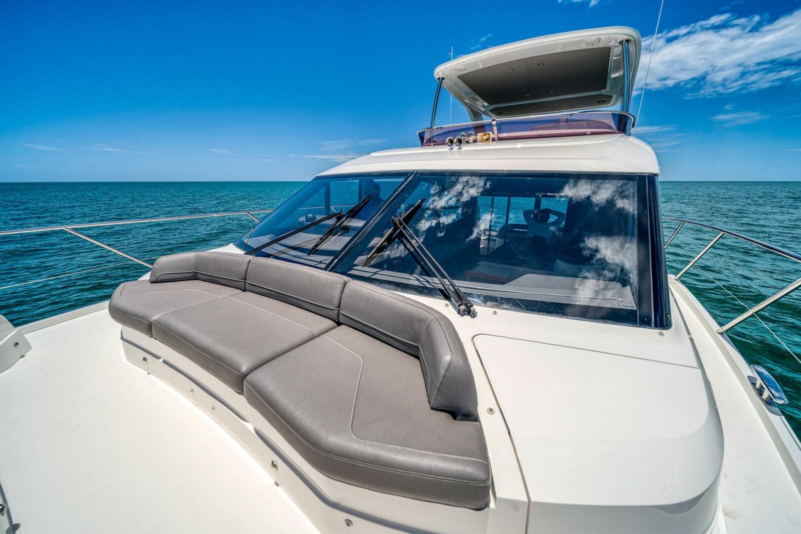Slide: The Image of 55' Princess 2020 F55 'Mine Escape' - 4419336