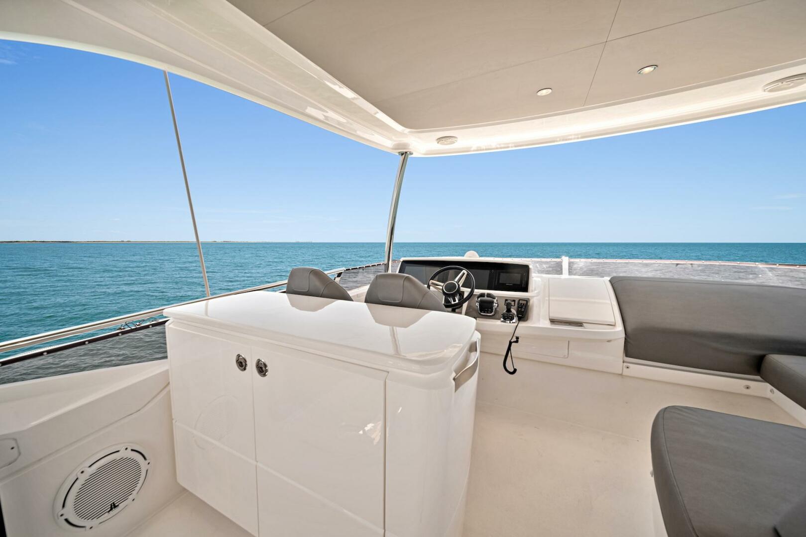 Slide: The Image of 55' Princess 2020 F55 'Mine Escape' - 4419328