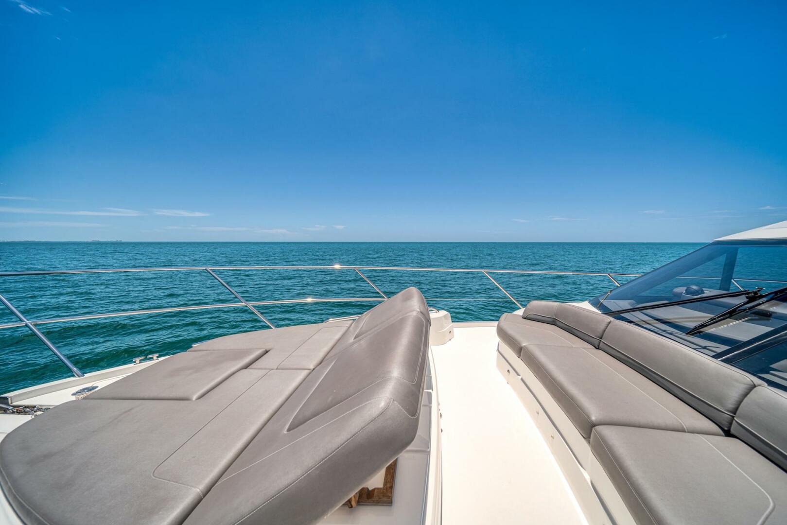 Slide: The Image of 55' Princess 2020 F55 'Mine Escape' - 4419337