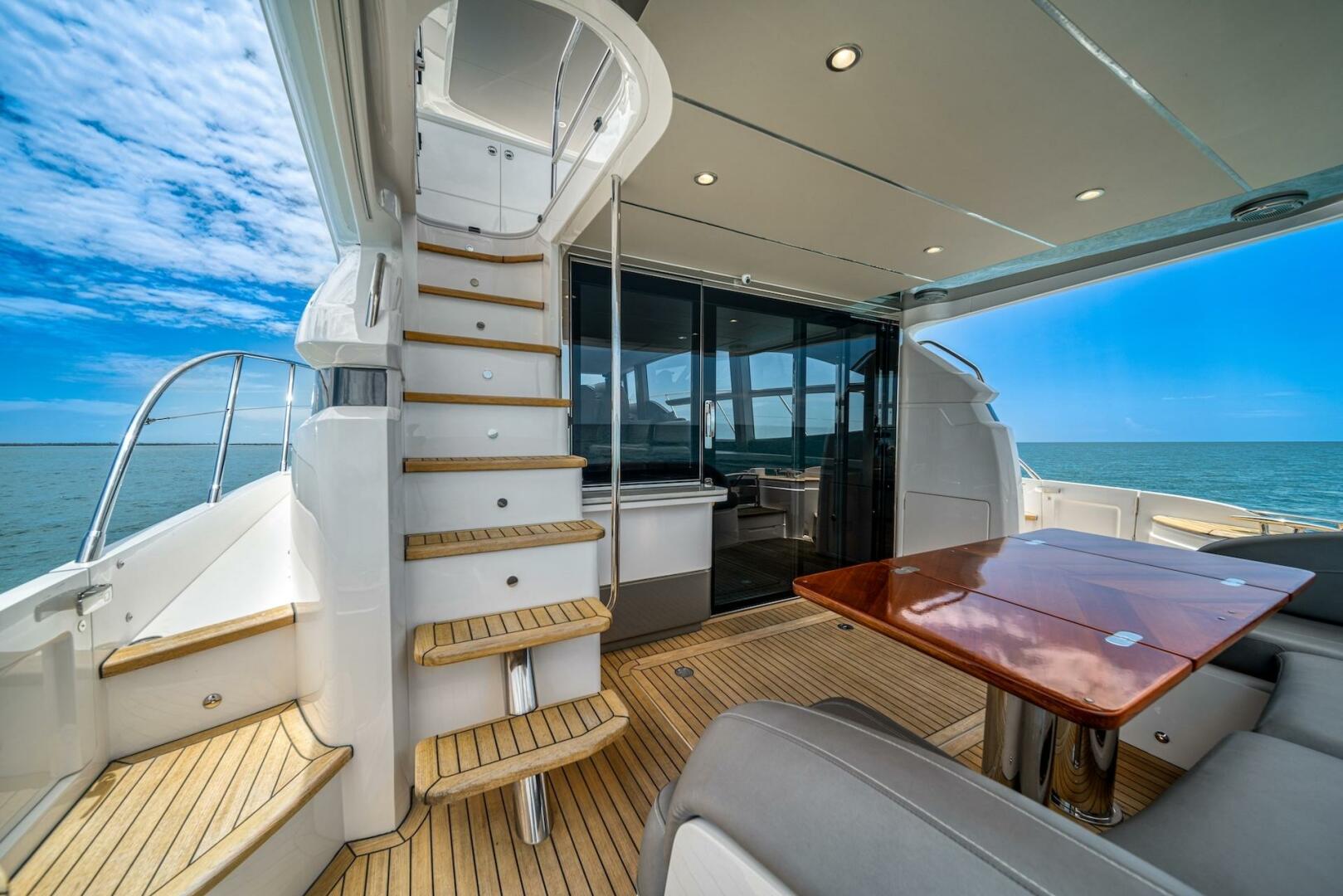 Slide: The Image of 55' Princess 2020 F55 'Mine Escape' - 4419357