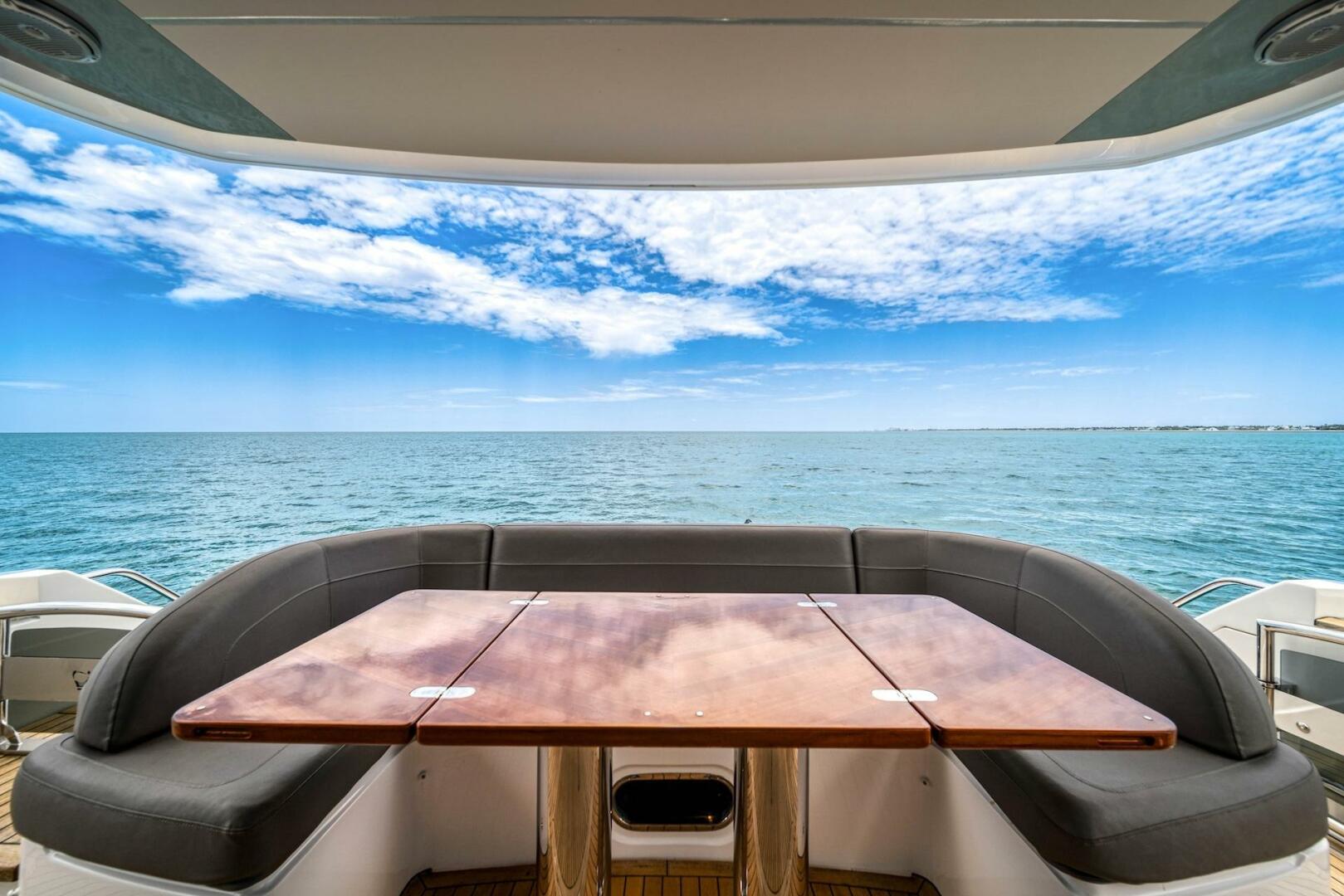 Slide: The Image of 55' Princess 2020 F55 'Mine Escape' - 4419354