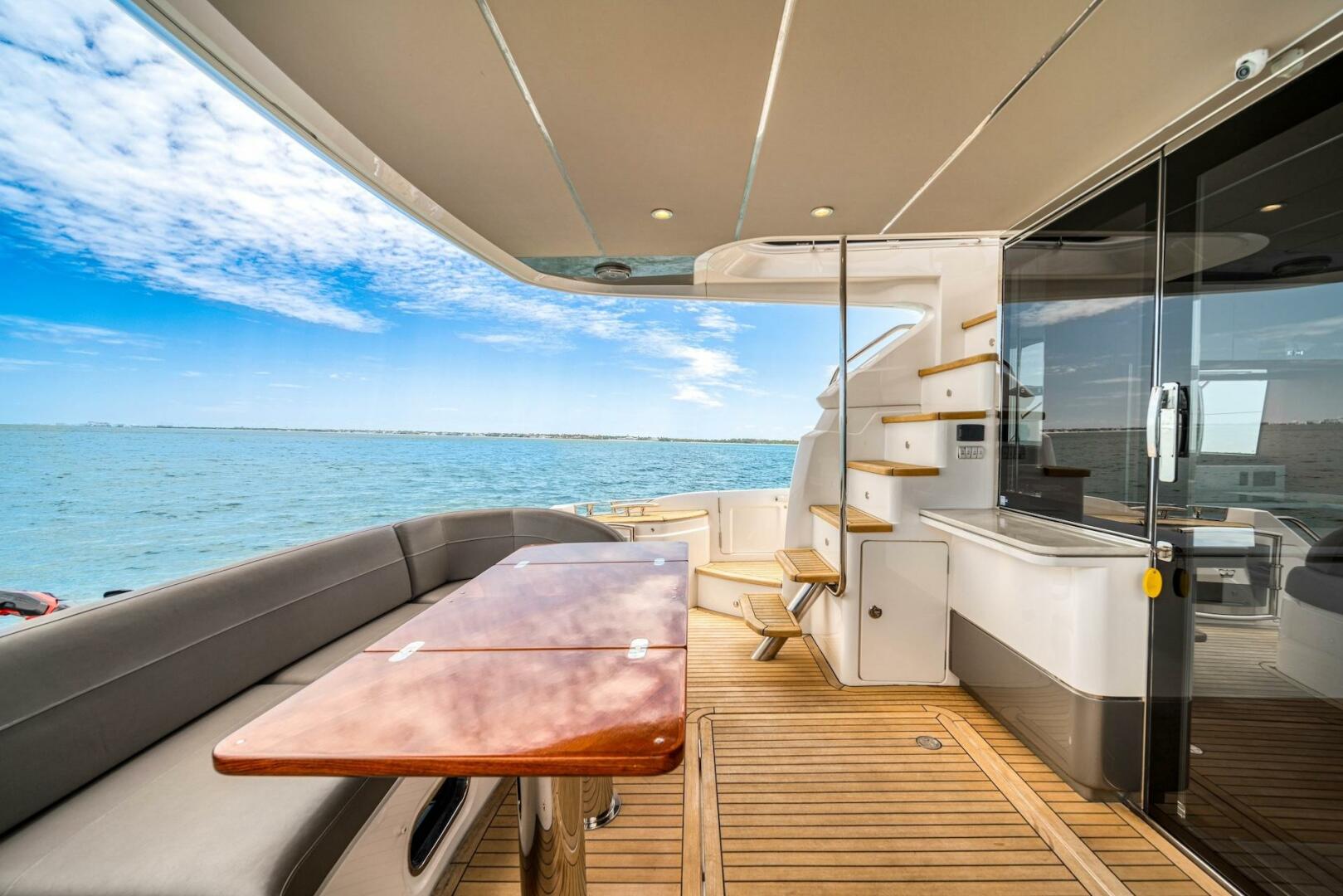 Slide: The Image of 55' Princess 2020 F55 'Mine Escape' - 4419355