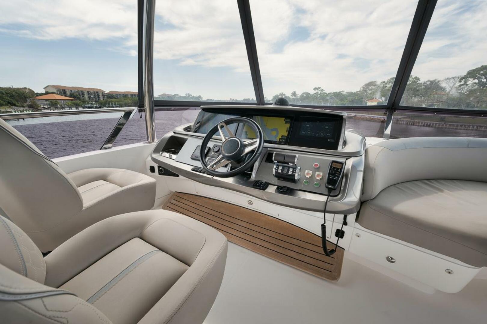 Slide: The Image of 2020 Princess F62 - Flybridge - 4181139