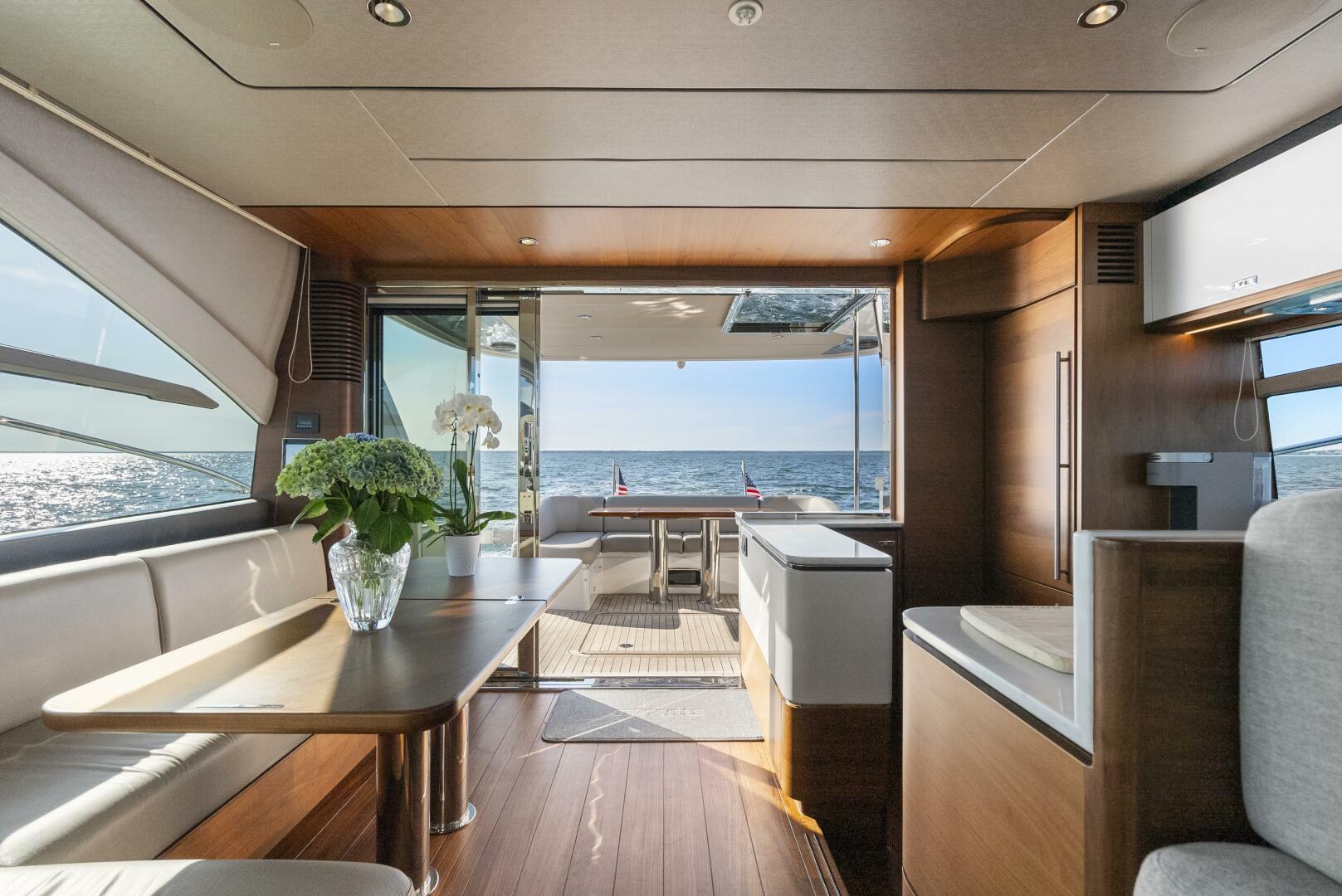 Slide: The Image of Princess F62 Stumped- Salon 2020 Princess Flybridge Stumped - 5567449