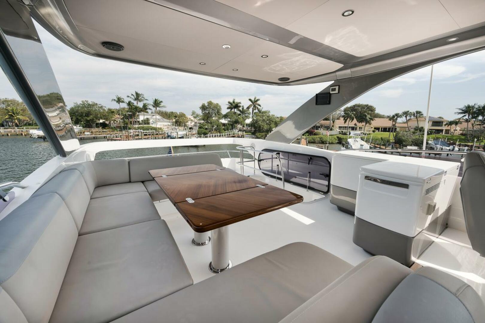 Slide: The Image of 2020 Princess F62 - Flybridge - 4181149