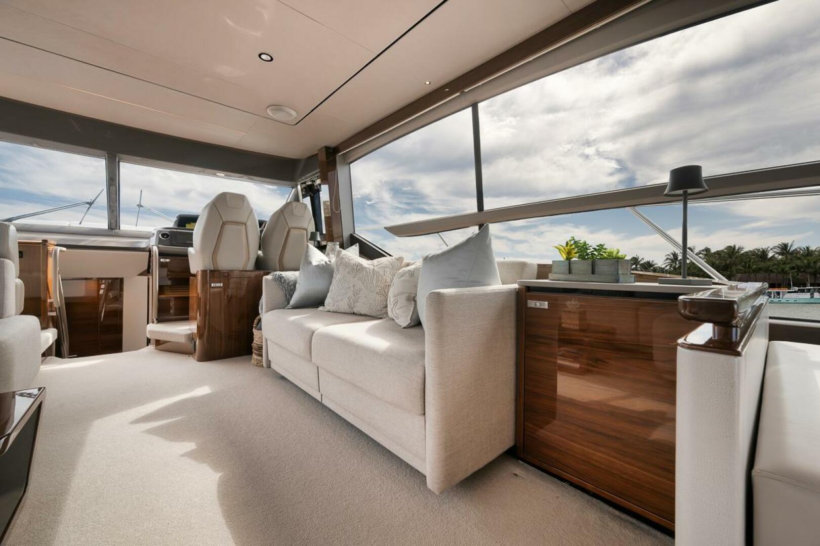Slide: The Image of 2020 Princess F62 - Salon - 4181178