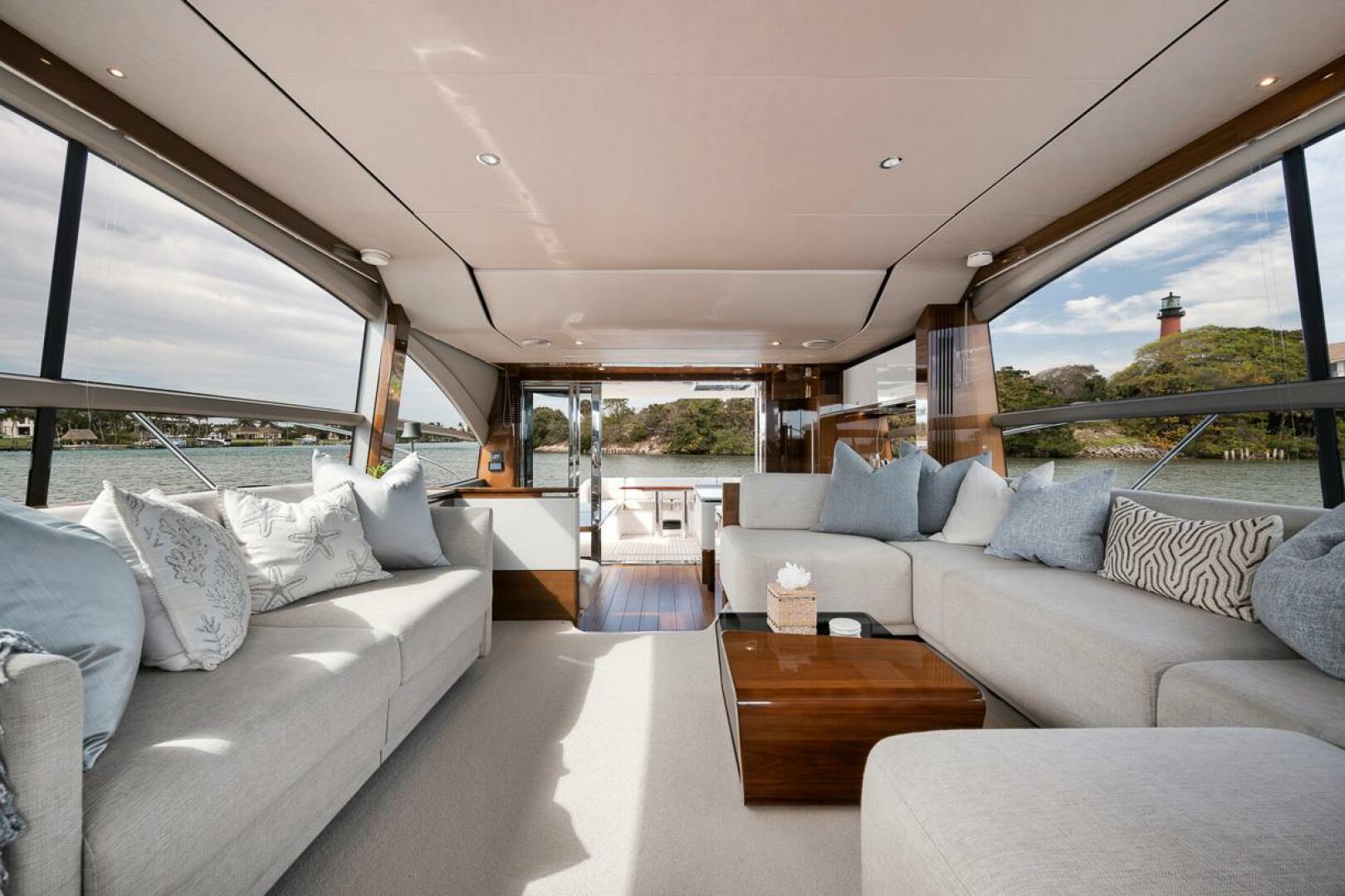Slide: The Image of 2020 Princess F62 - Salon - 4181181