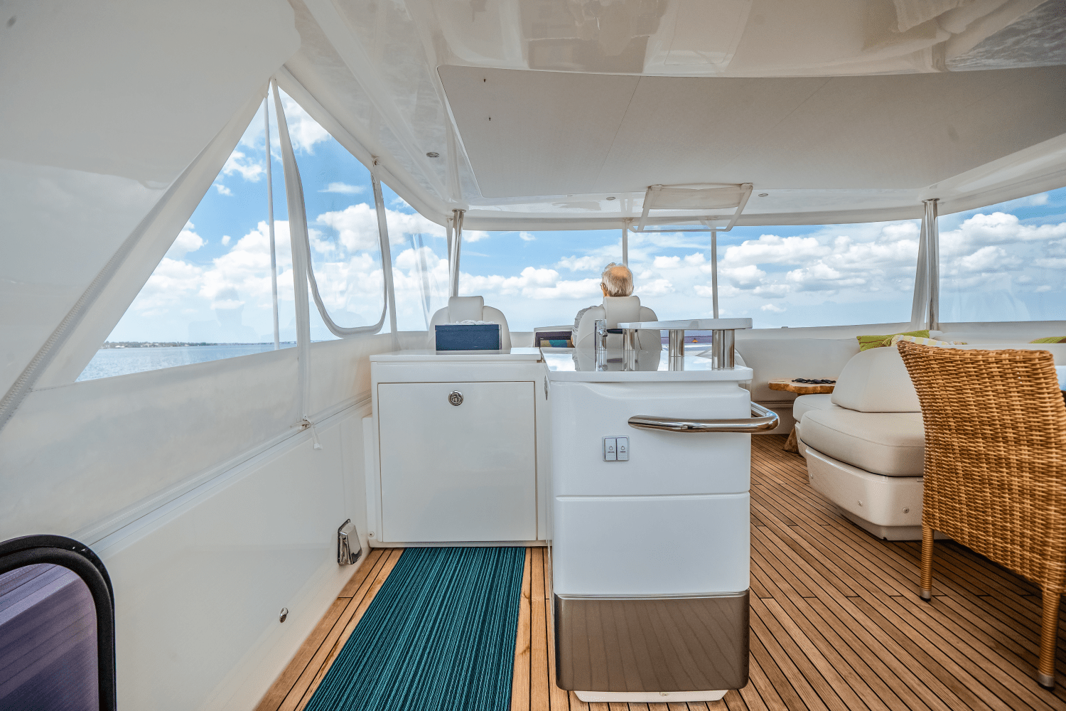Slide: The Image of Princess F70 2019 - 34