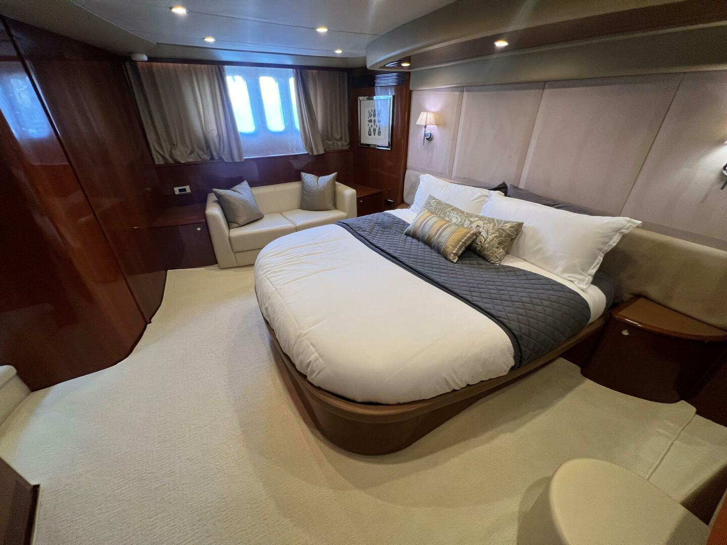 Slide: The Image of Princess 67 Flybridge - Master 2006 67 Princess Flybridge - 5347787