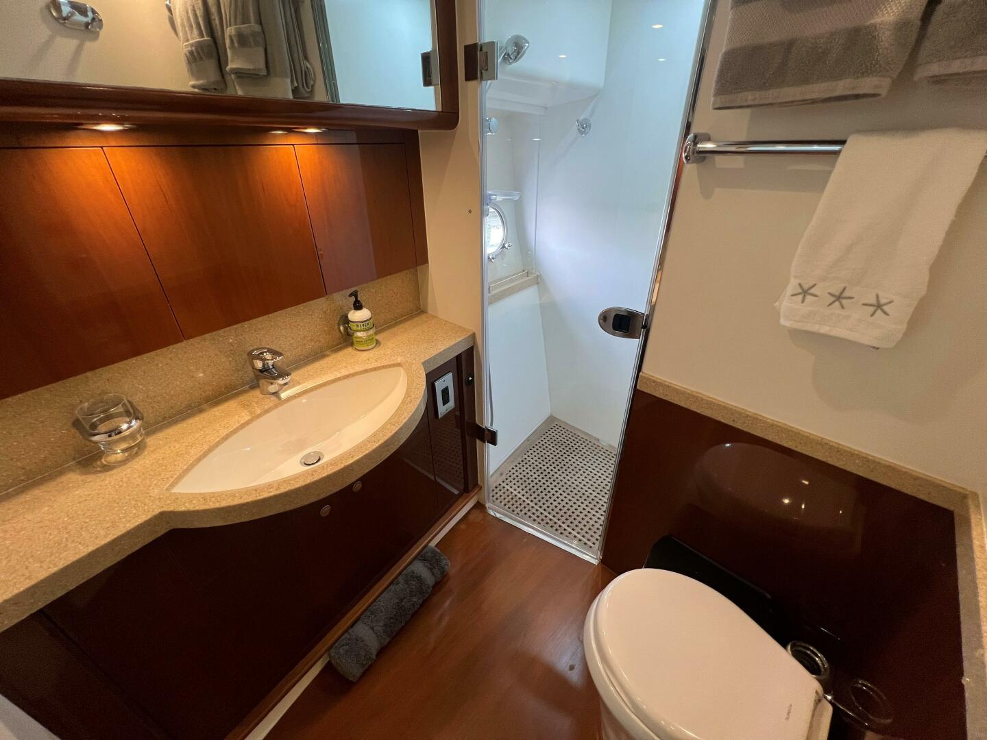 Slide: The Image of Princess 67 Flybridge - Head 2006 67 Princess Flybridge  - 5347801