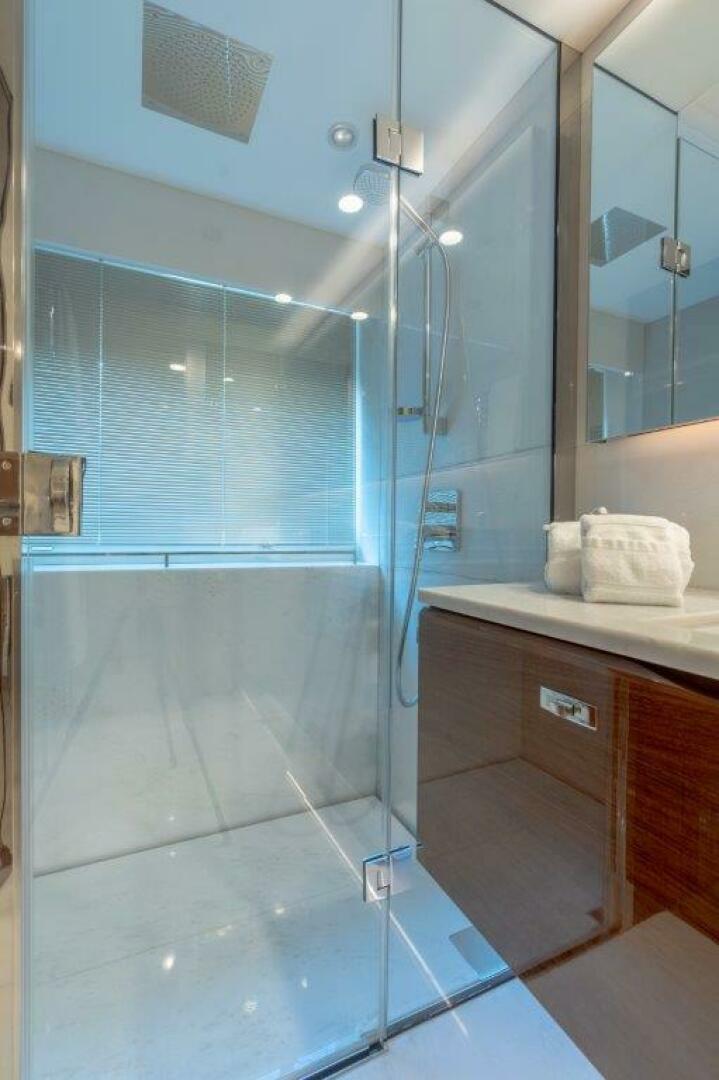 Slide: The Image of Princess 85 Kaos Master Head 2019 Princess 85 Kaos - 4241669