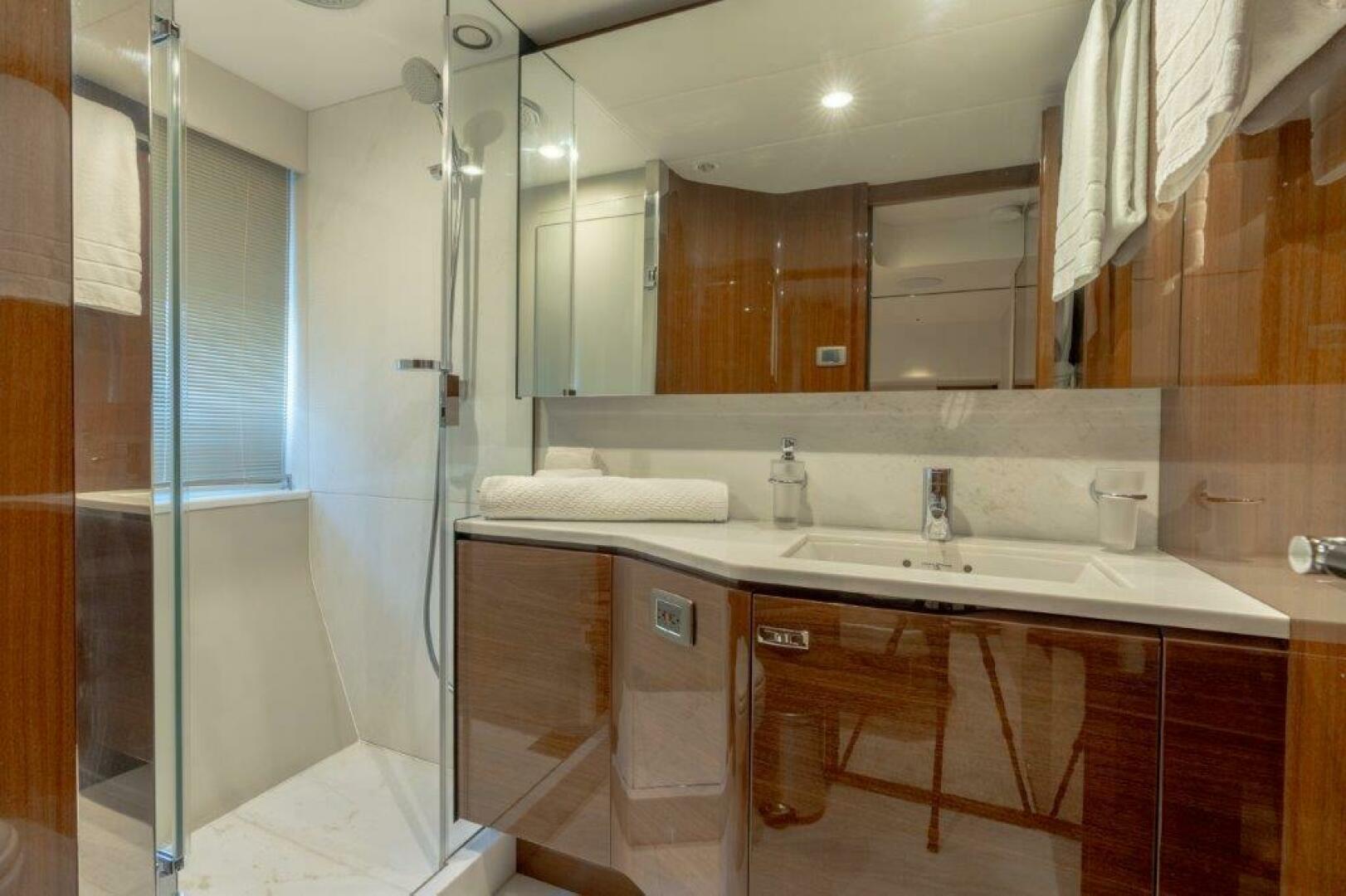 Slide: The Image of Princess 85 Kaos Head 2019 Princess 85 Kaos - 4241675