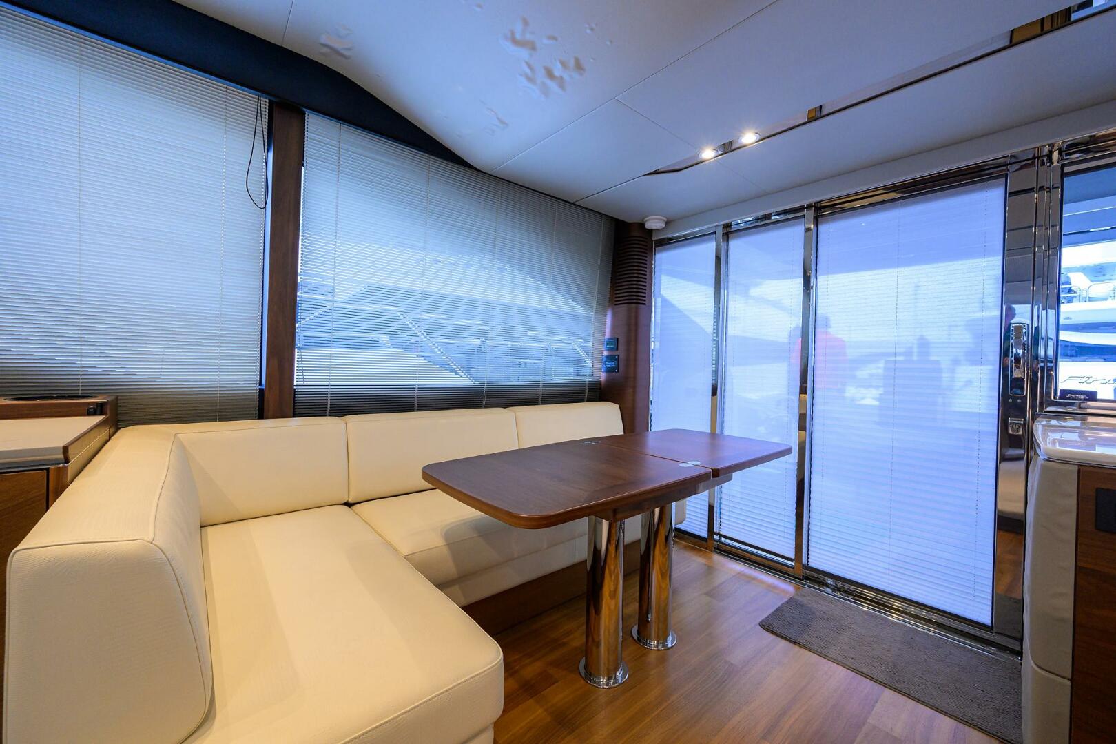 Slide: The Image of Princess S60 RockOn - Dinette 2019 Princess S60 RockOn - 4118441