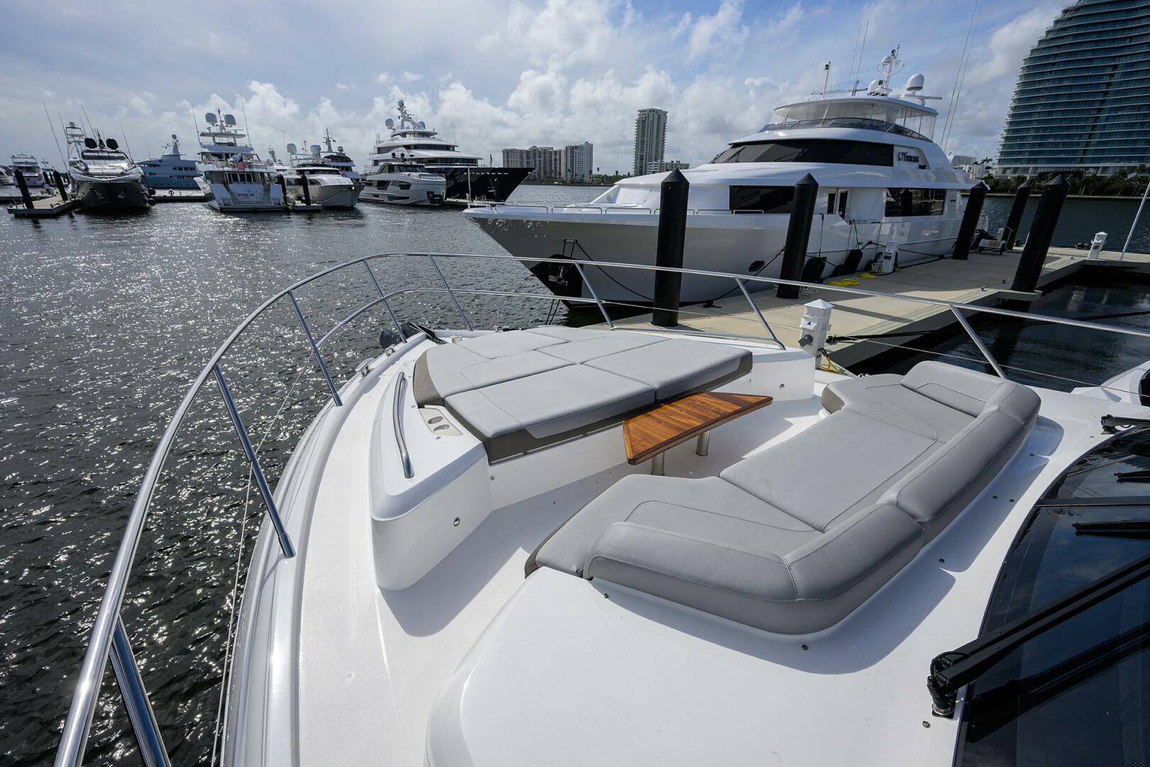 Slide: The Image of Princess S60 RockOn - Bow 2019 Princess S60 RockOn - 4118491