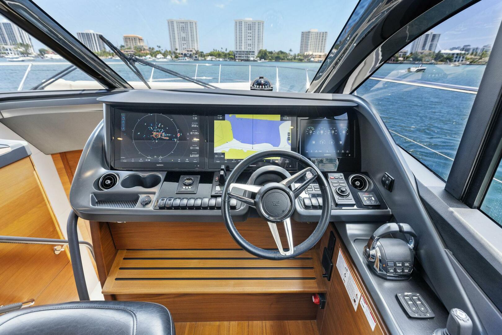 Slide: The Image of 2020 Princess V55 ENDLESS SUMMER Helm - 5340561