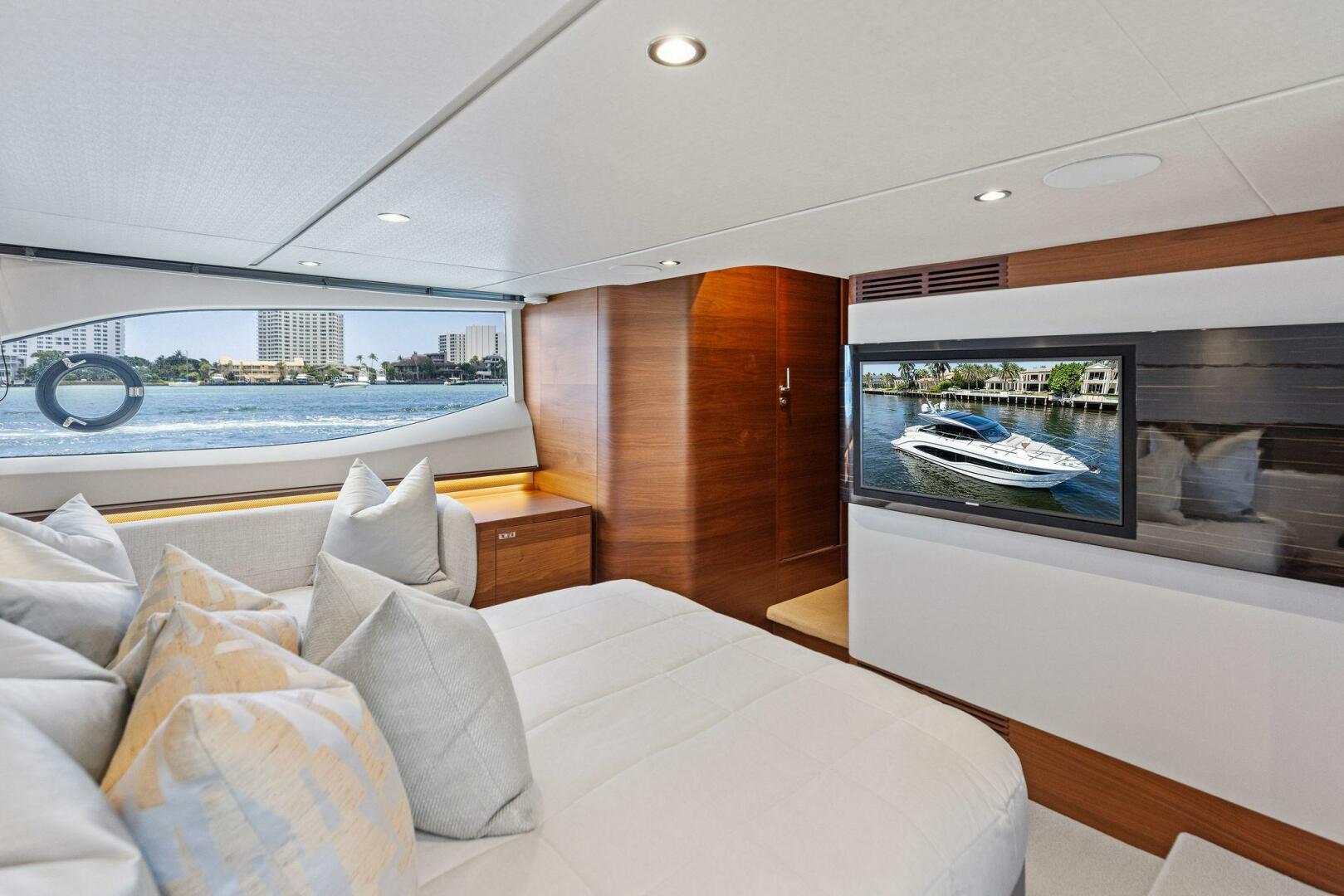 Slide: The Image of 2020 Princess V55 ENDLESS SUMMER - 5340665