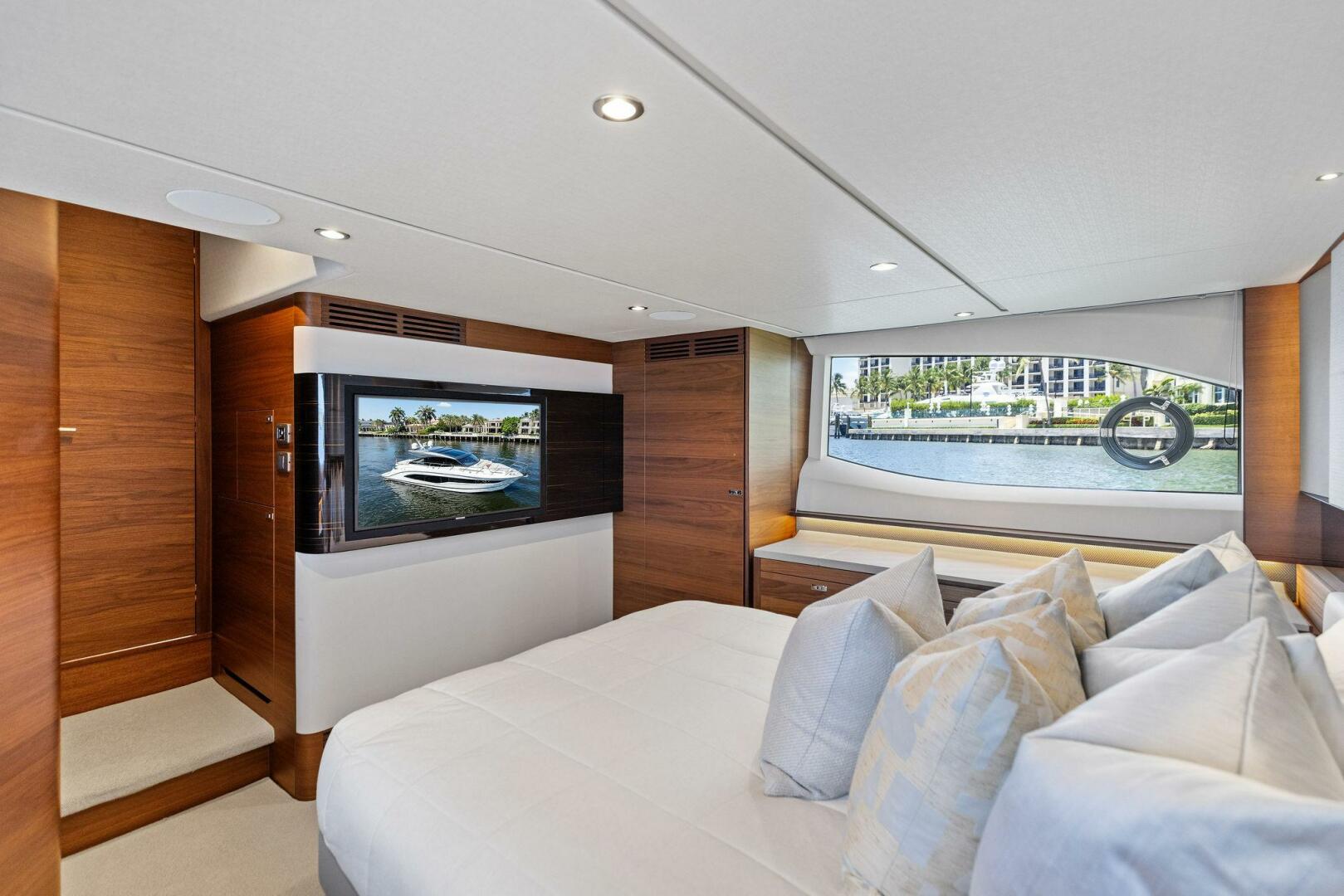 Slide: The Image of 2020 Princess V55 ENDLESS SUMMER Owner's Suite - 5340670