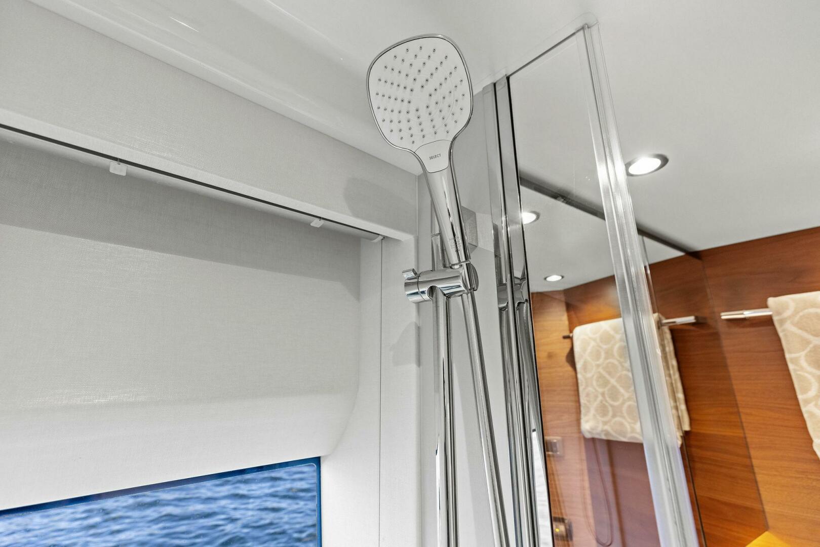 Slide: The Image of 2020 Princess V55 ENDLESS SUMMER - 5340682