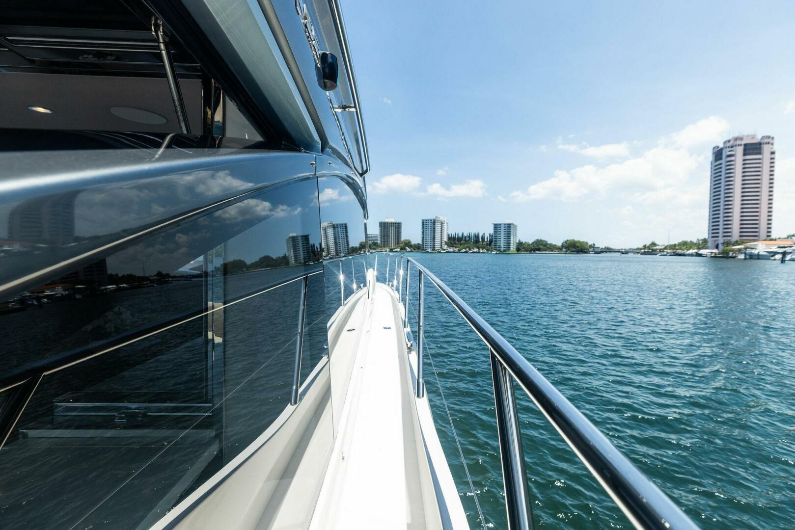 Slide: The Image of 2020 Princess V55 ENDLESS SUMMER - 5340706