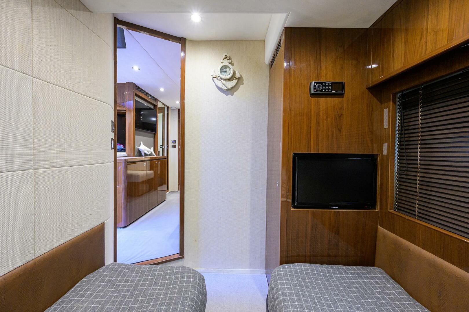 Slide: The Image of Princess V62-S Alpha Dog - Guest Stateroom 2015 Princess V62-S Alpha Dog - 5372757